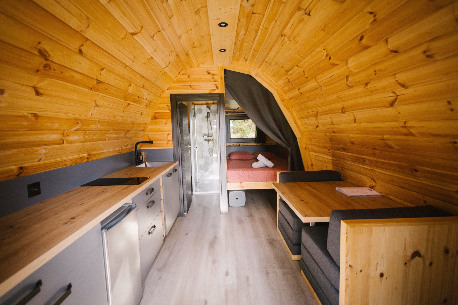 🏠 Glamping