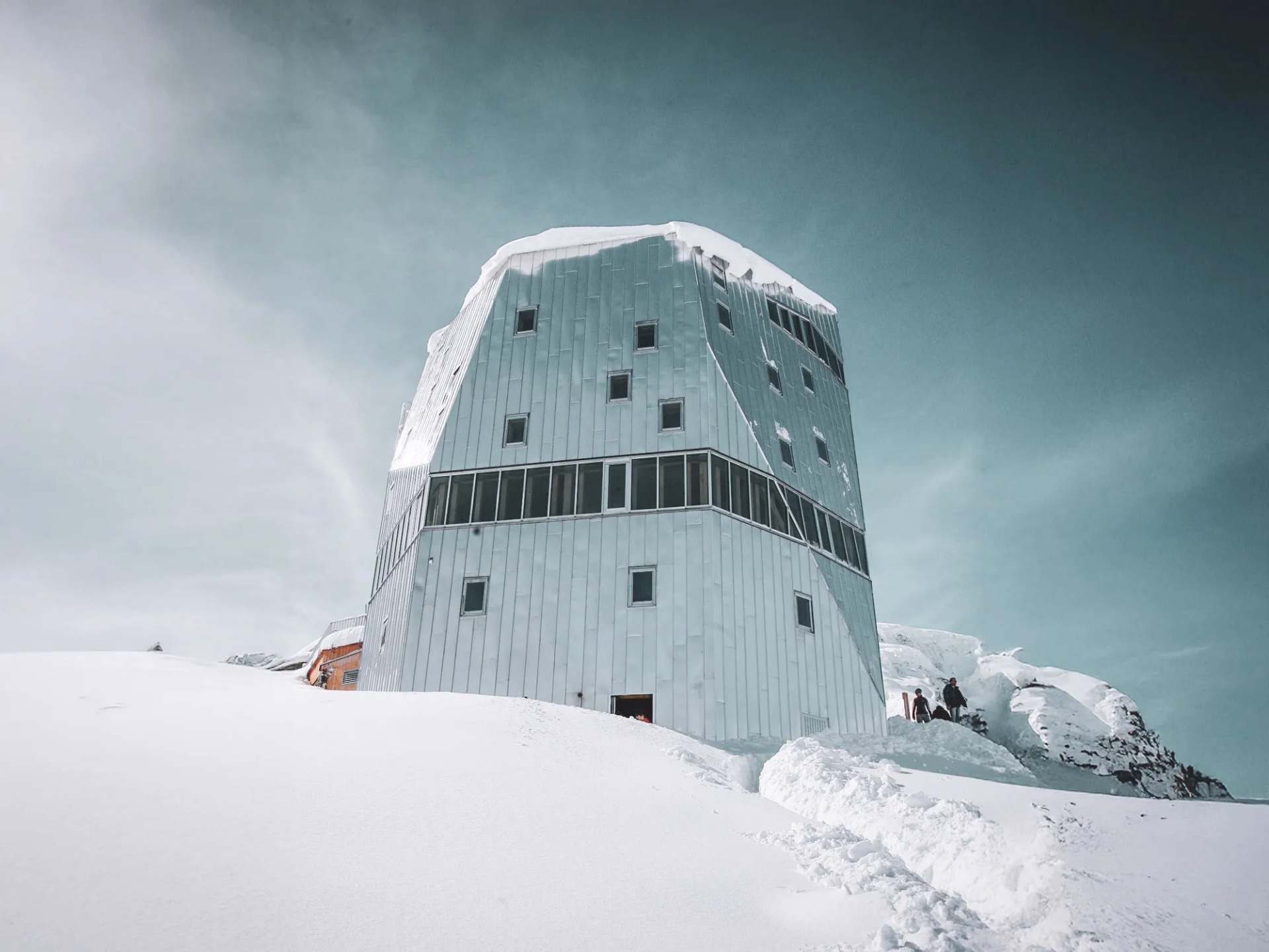 Traversée glaciaire et sommets à ski au coeur du Mont Rose