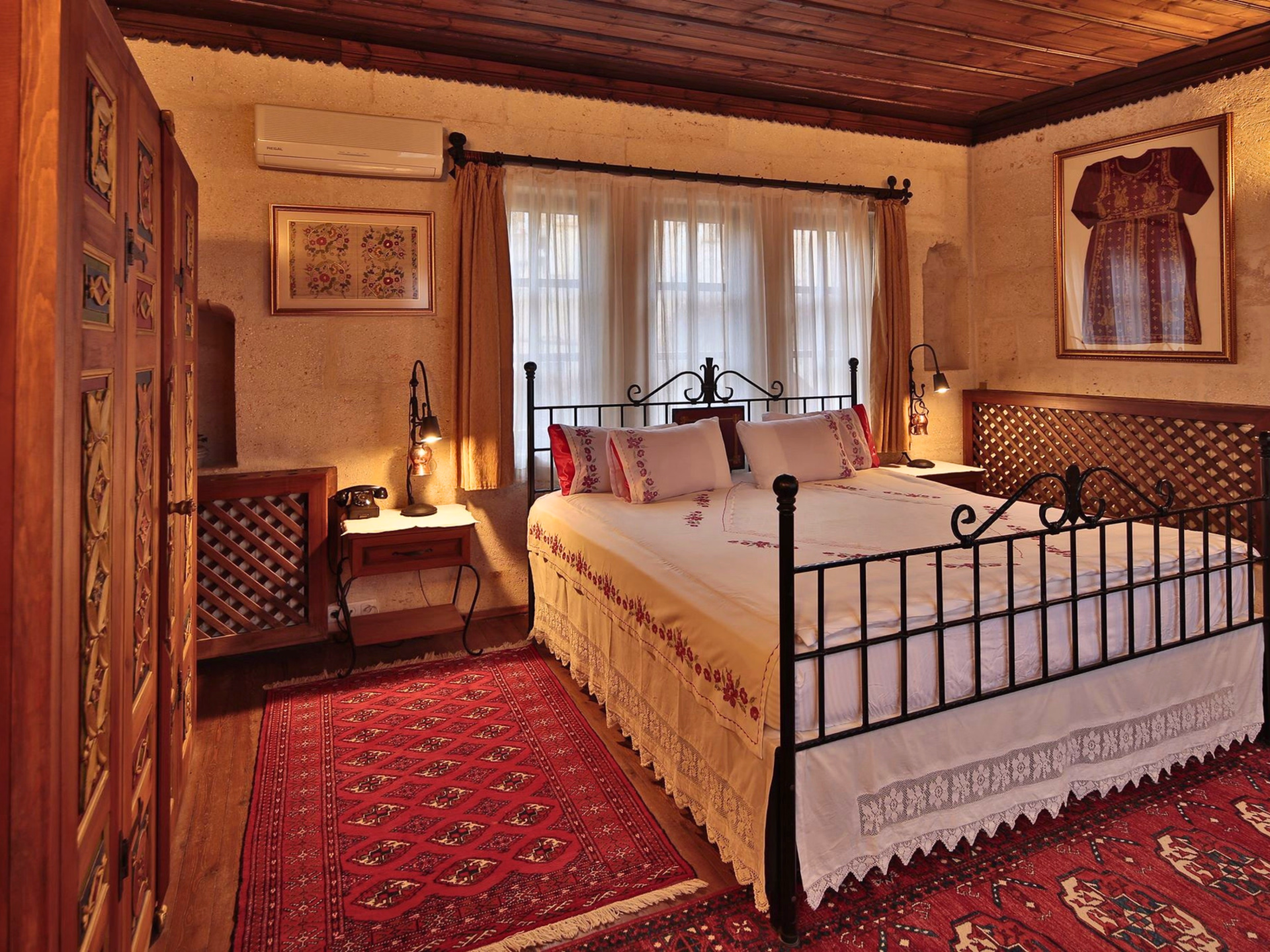 🏨 Hôtel 4* - Jours 1 à 6