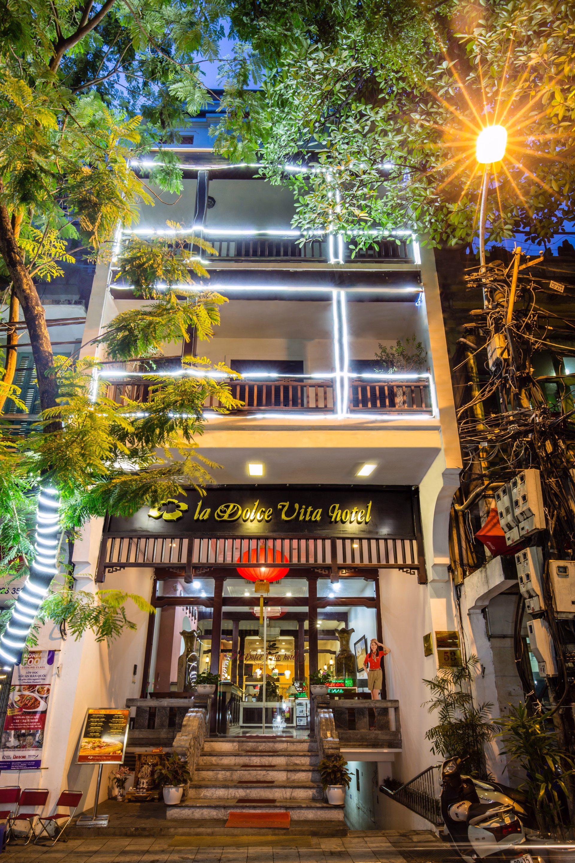 🏨 Hôtel 3* - Jour 1 et 14