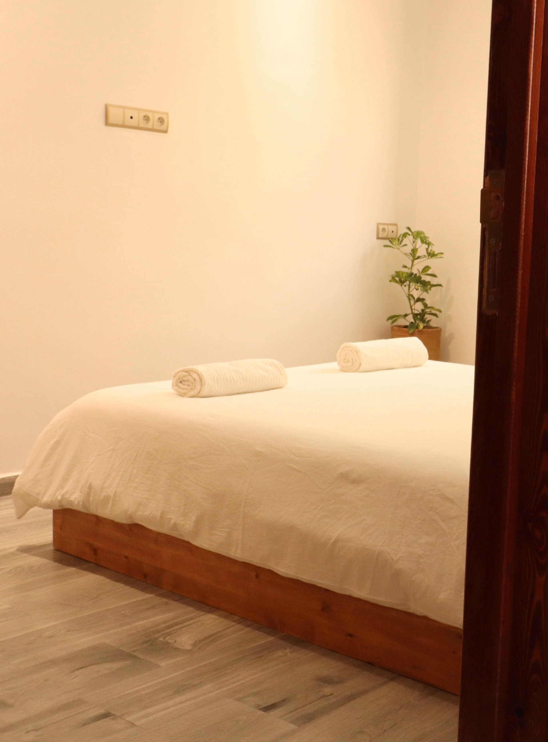 🏠 Auberge - Jours 1 à 7