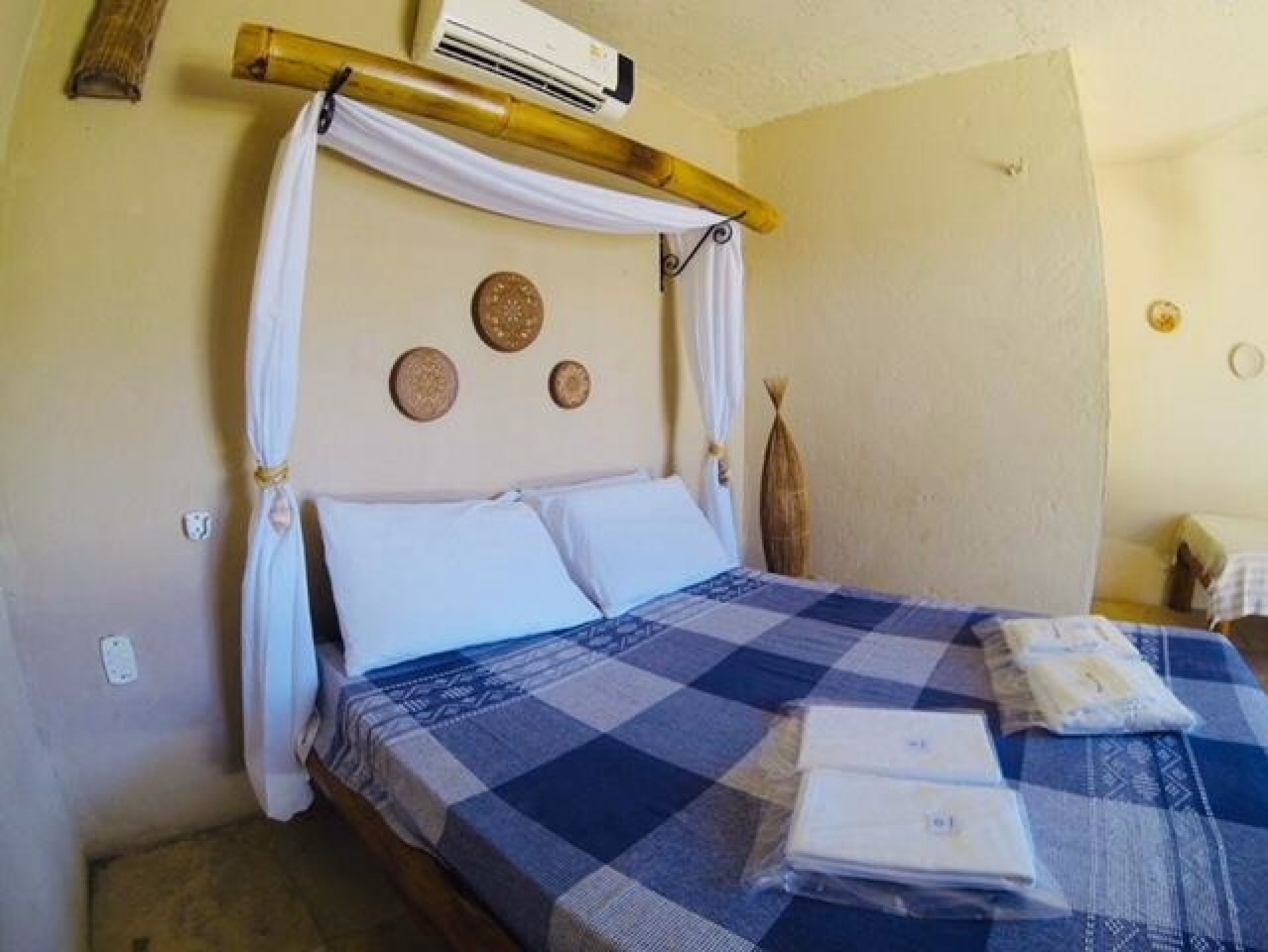 🏠 Auberge - Jours 1 à 9