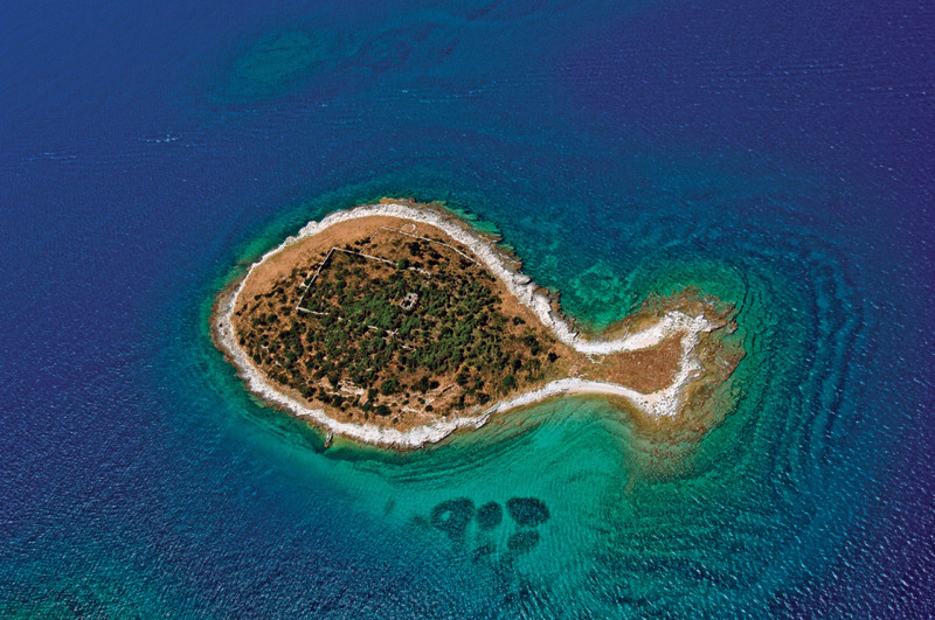 Voilier et activités nautiques à Lumbarda en Croatie