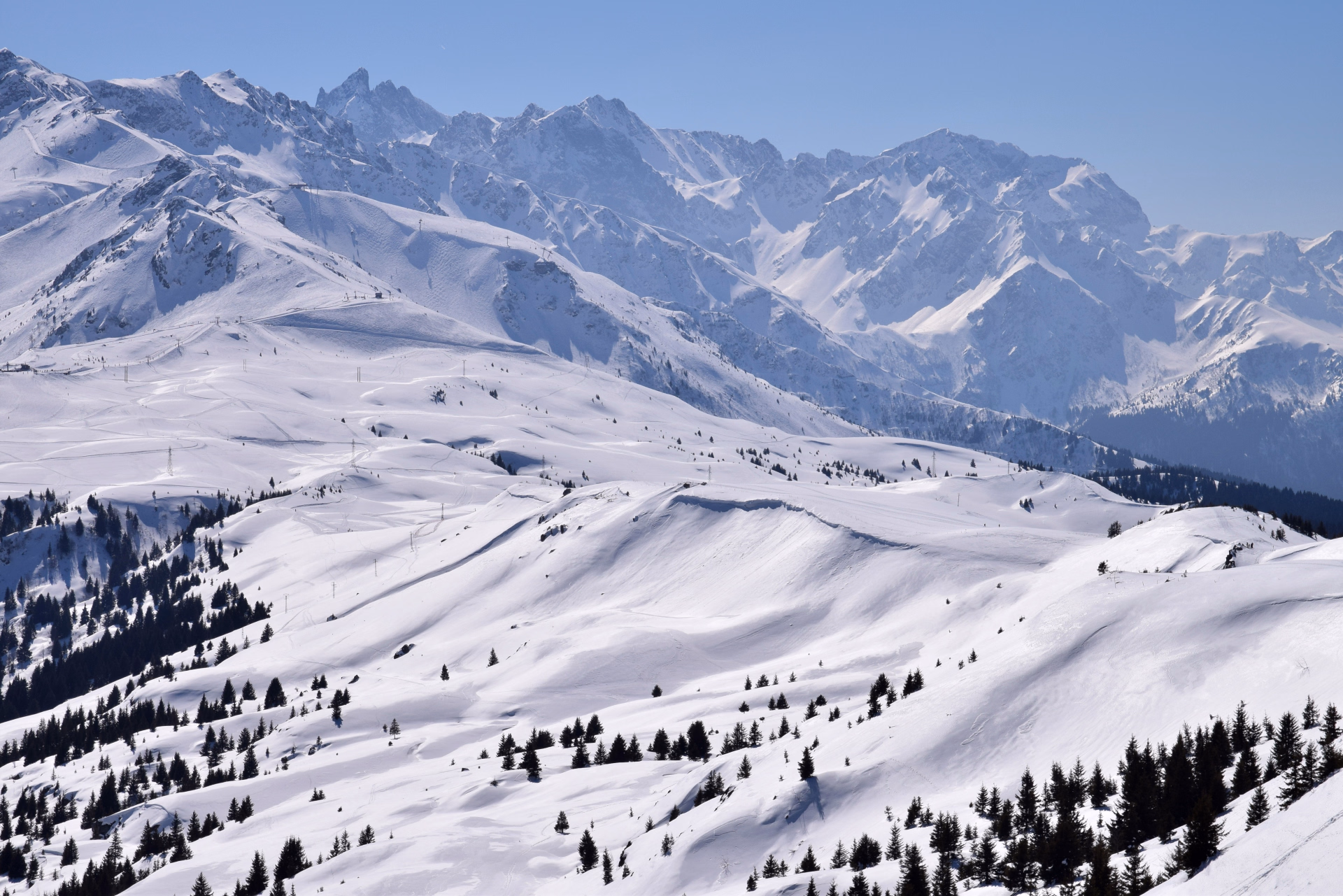 Première neige en raquettes dans le massif de Belledonne