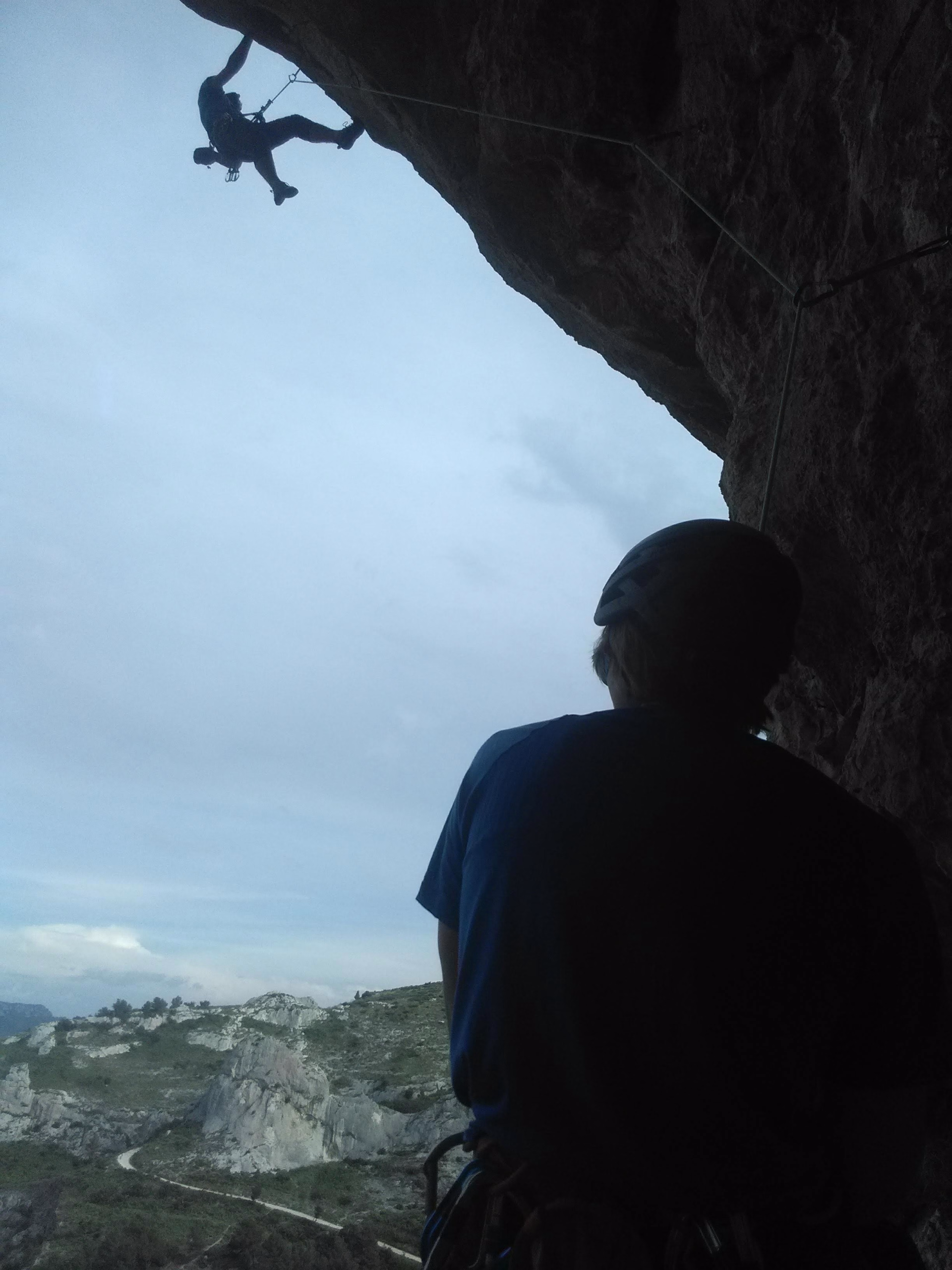 Escapade Verticale – Escalade & Gravel dans les Alpilles