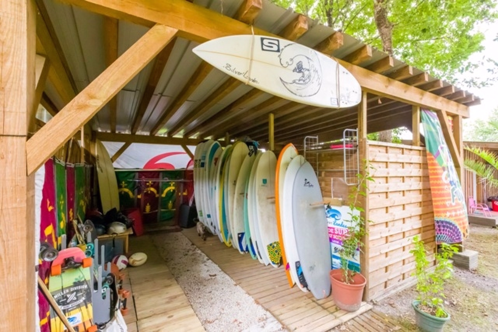 Surfcamp à Léon : un séjour authentique en plein nature