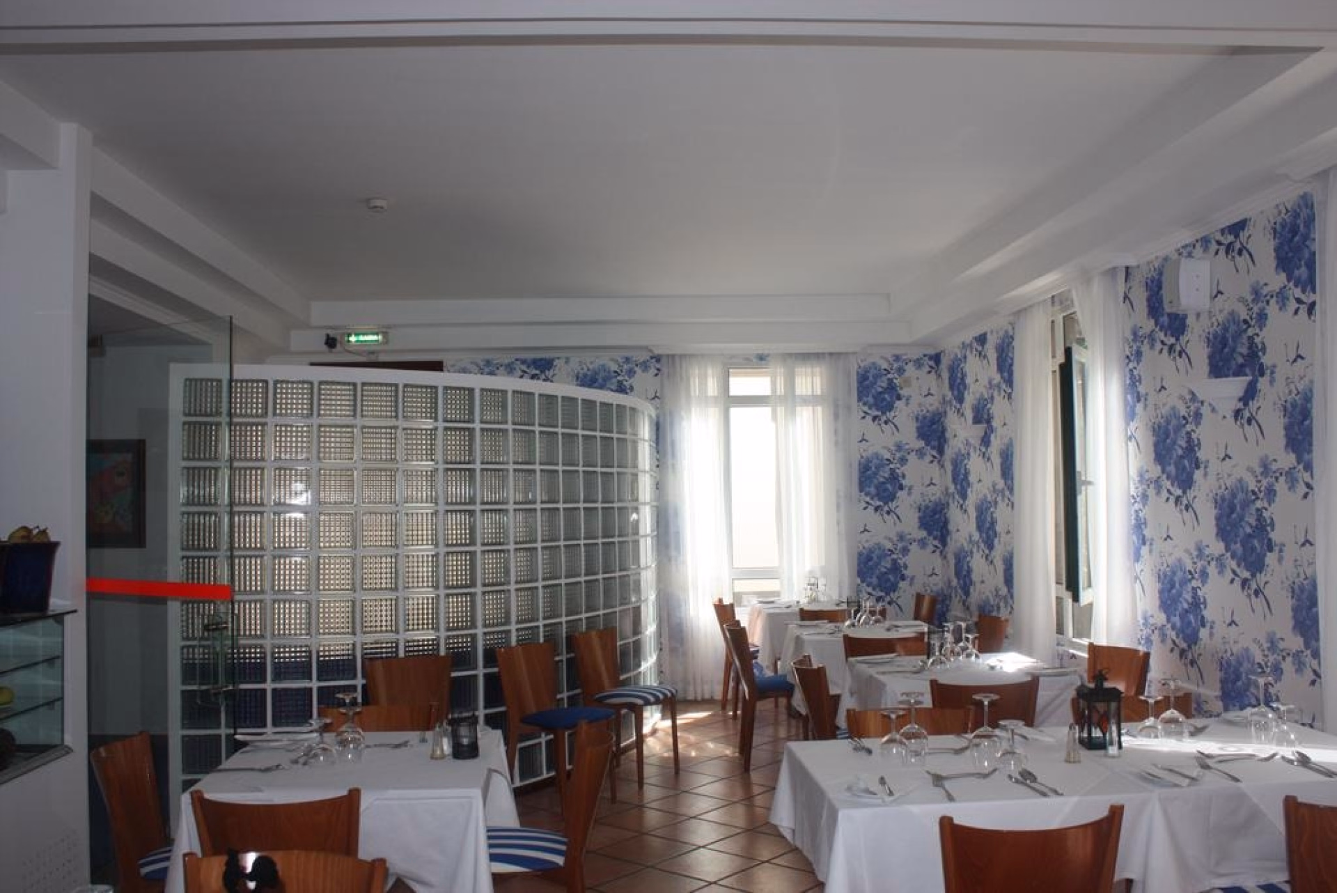 🏨 Hôtel 2* - Jour 1