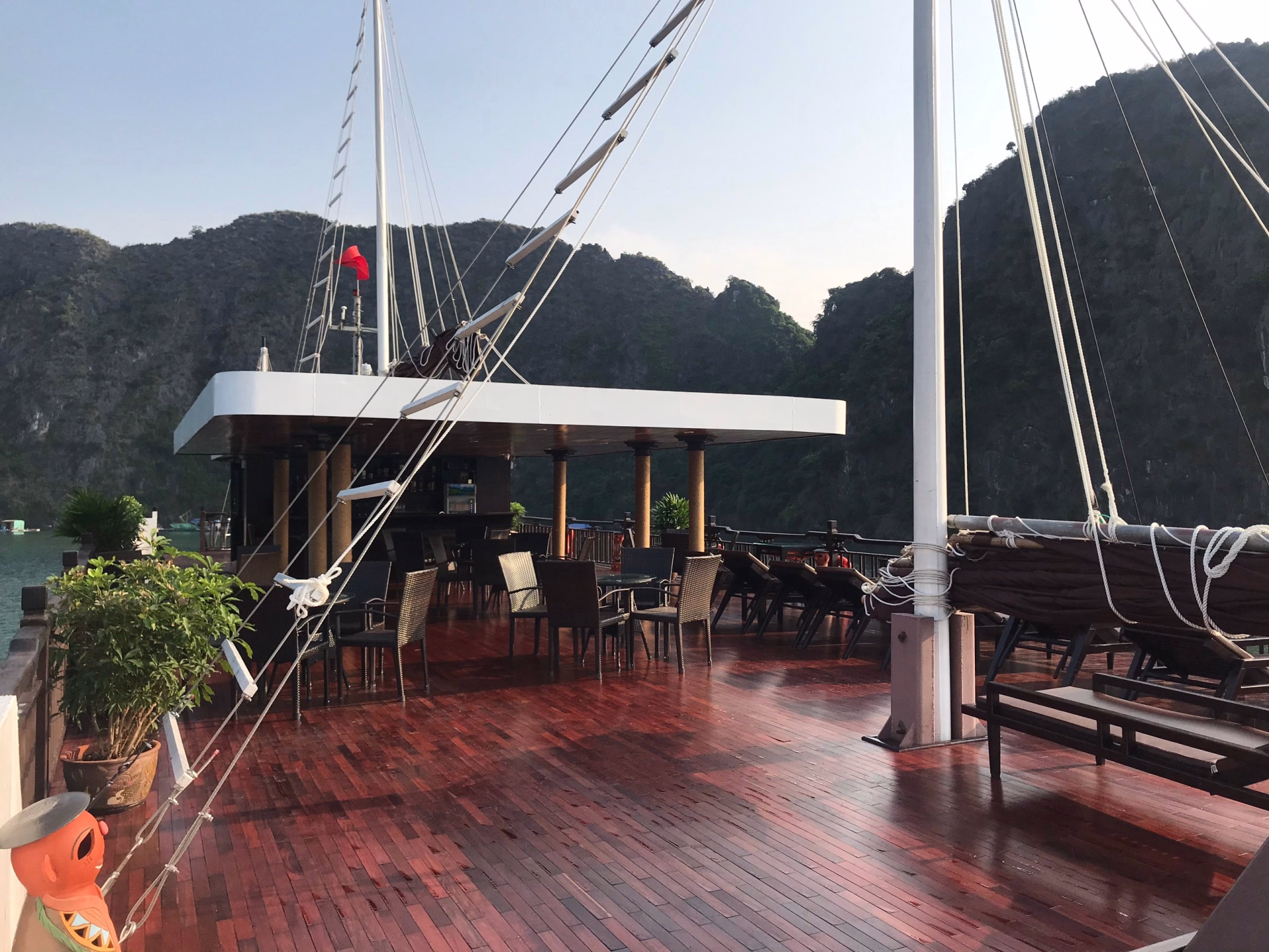 🚢 Bateau de croisière à moteur - Jour 11