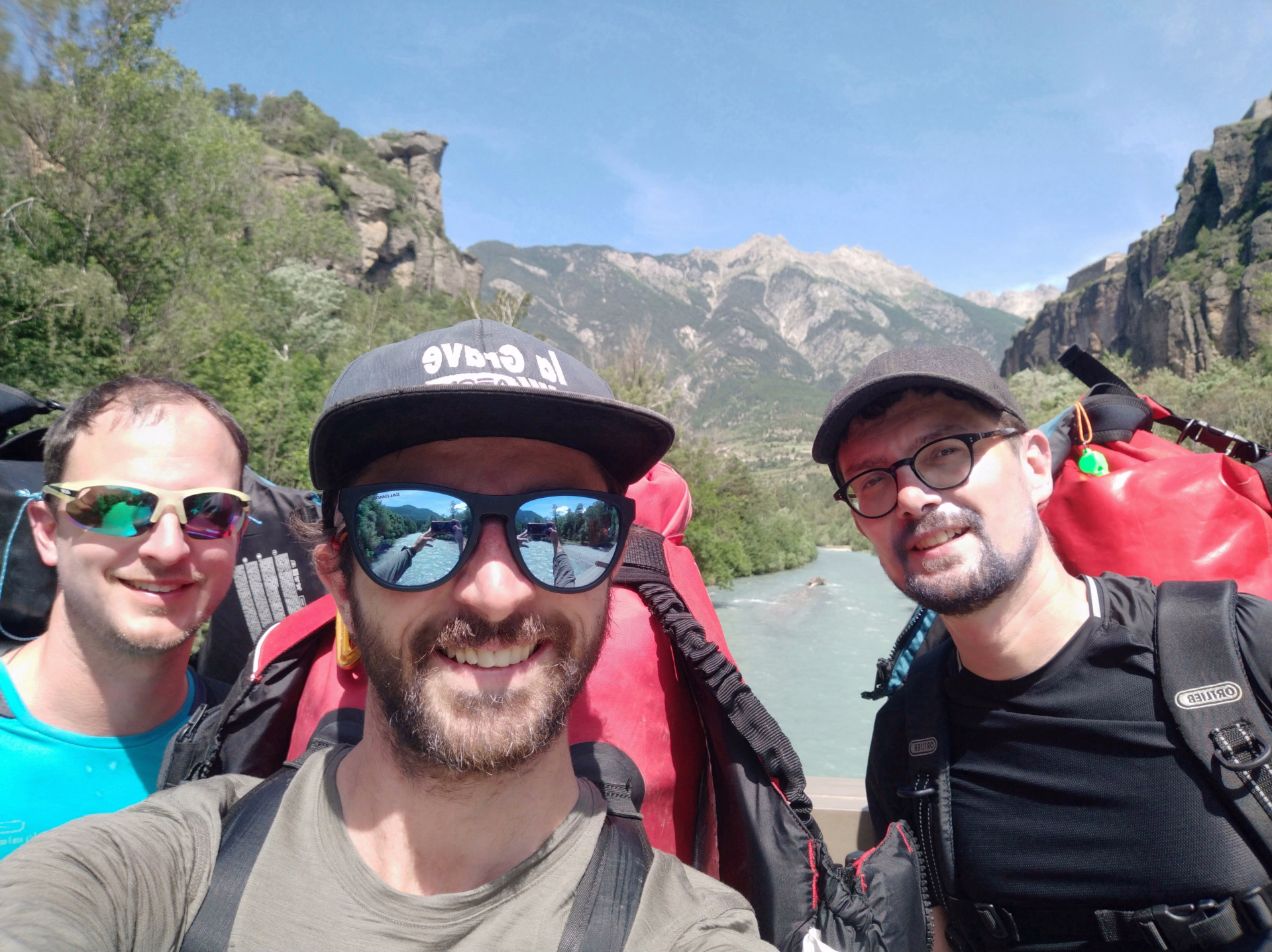 Camp de base Outdoor et multi-actvités au bord de la Durance