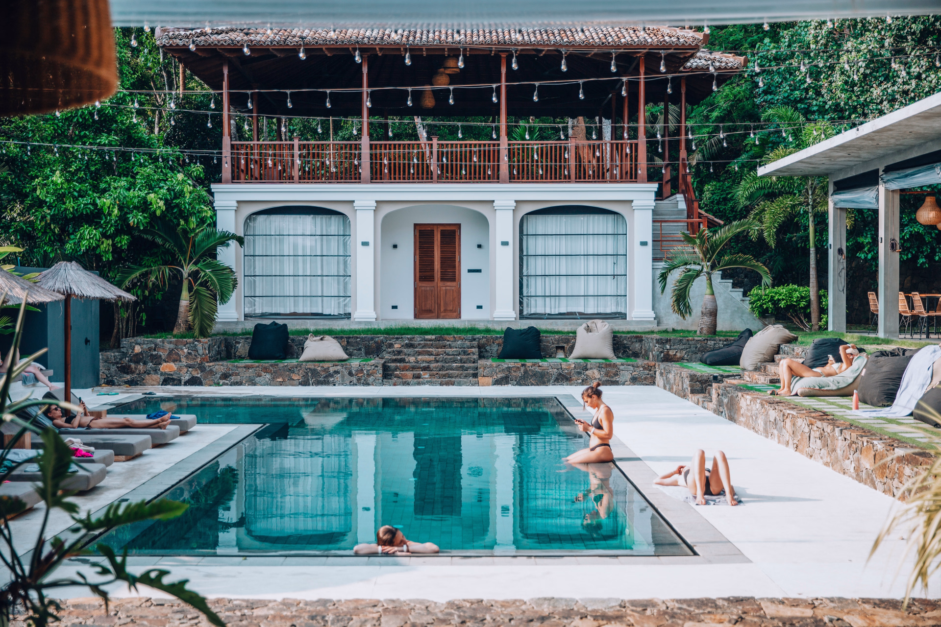 🏠 Surf House - Jours 1 à 6