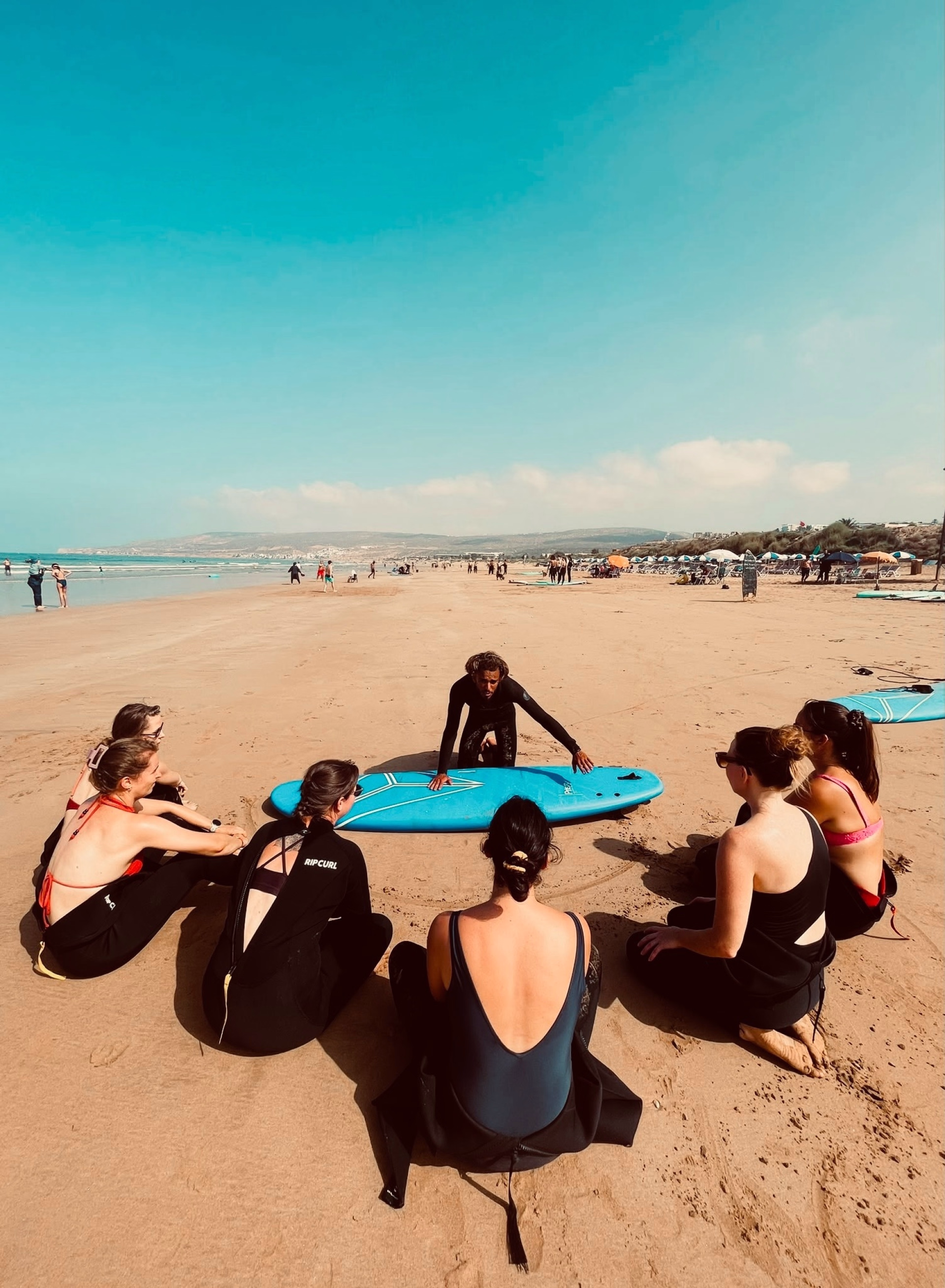 Yoga & découverte Surf dans la pépite de la baie de Taghazout