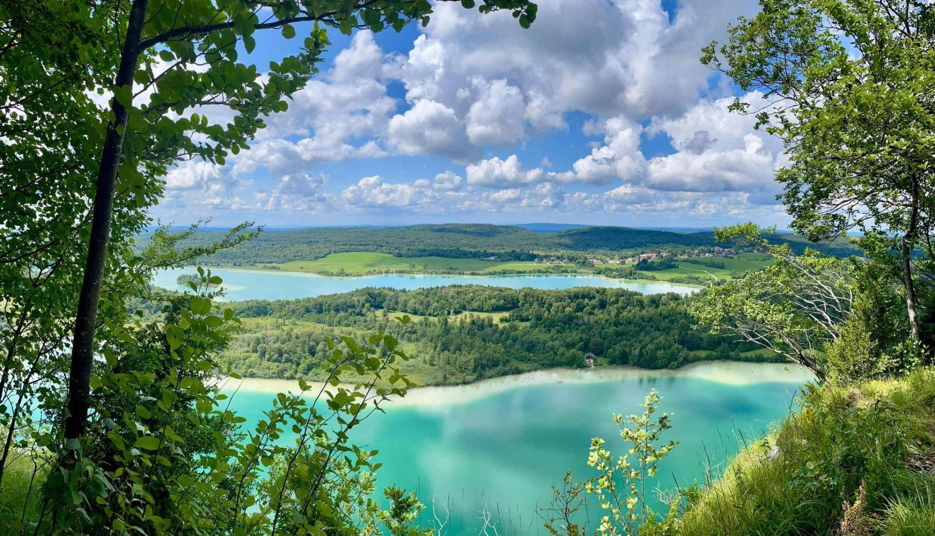 Rando à cheval au fil des lacs et cascades du Haut-Jura
