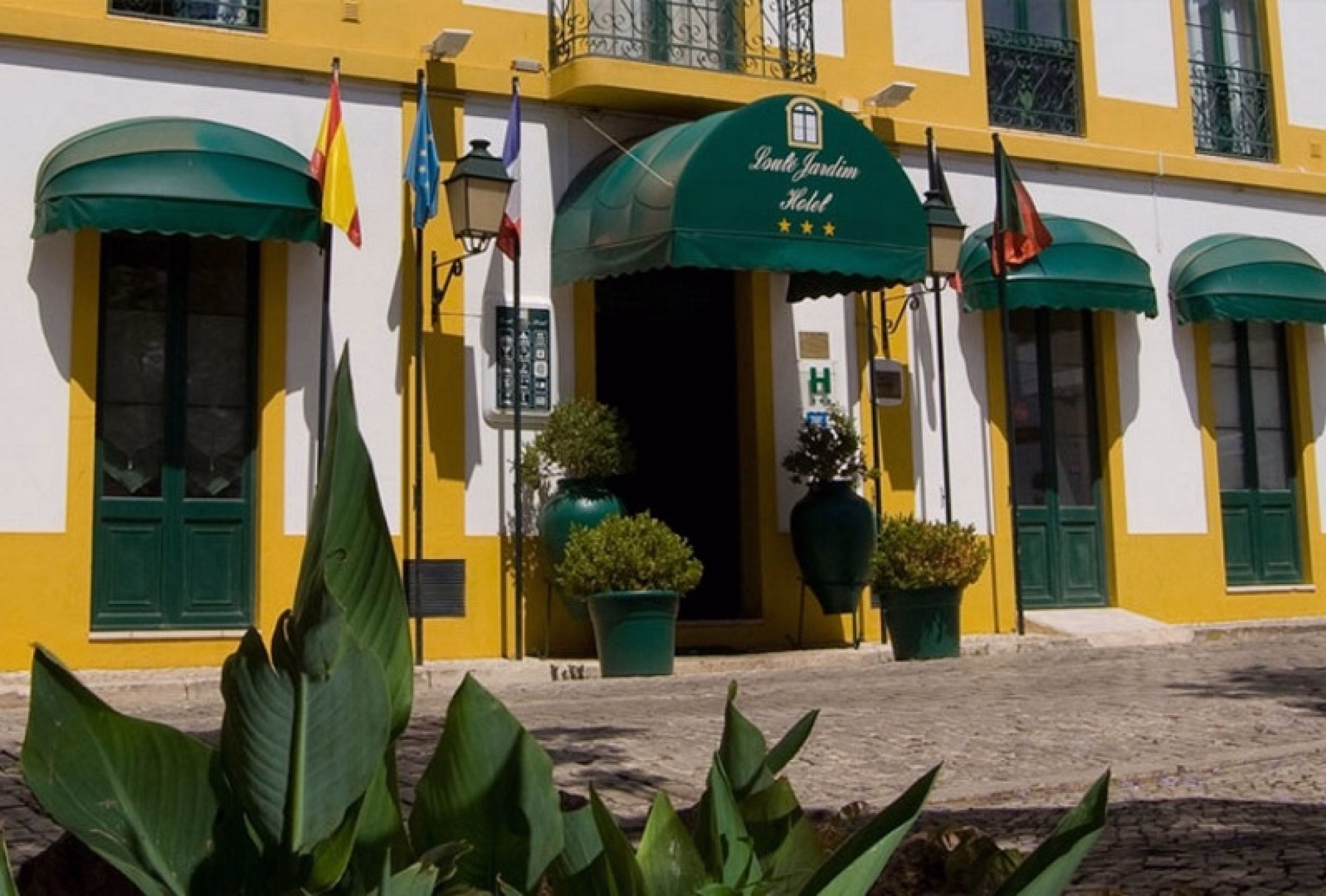 🏨 Hôtel 4* - Jours 4 à 5