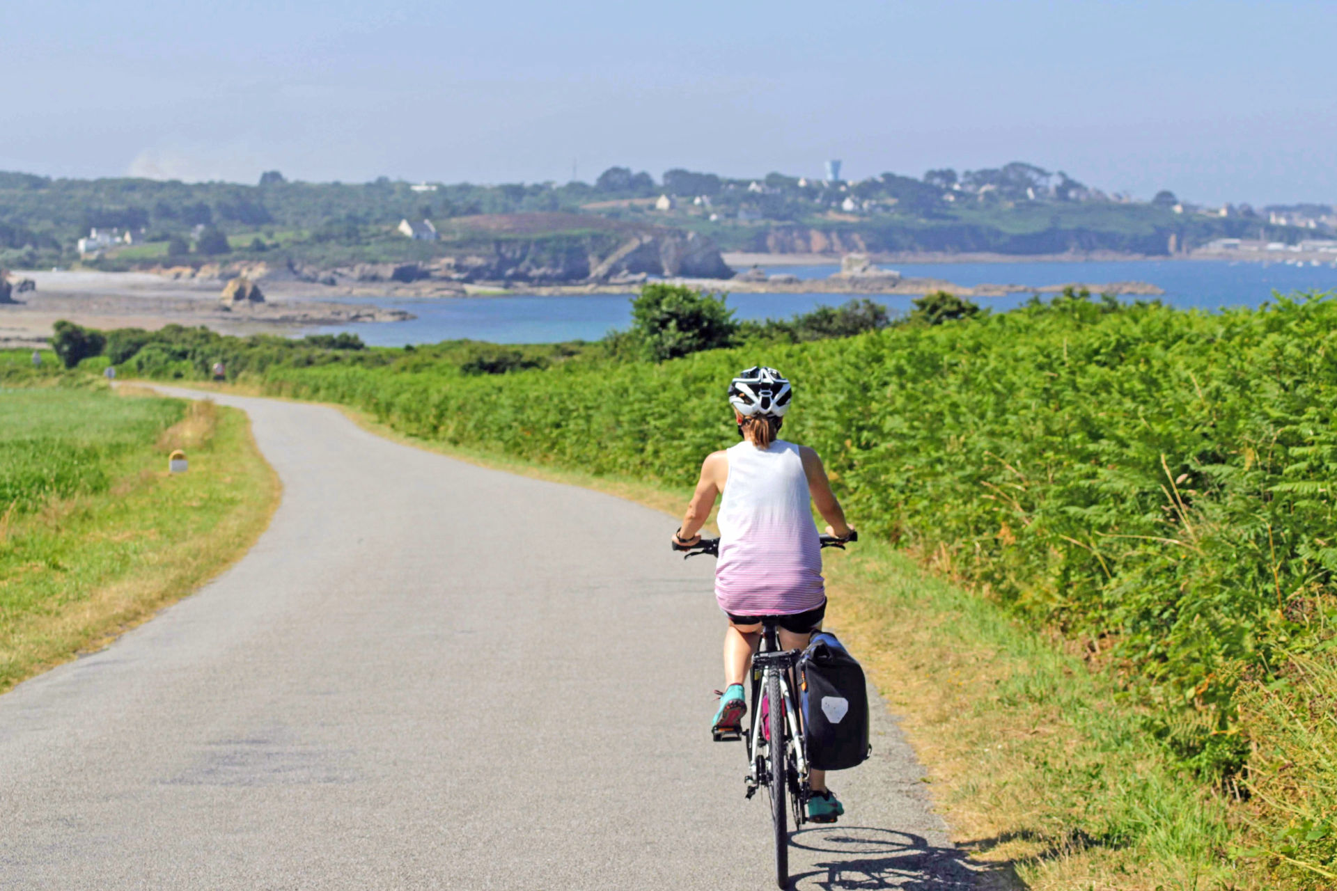 Cycling along the coast of Brittany's Cornouaille