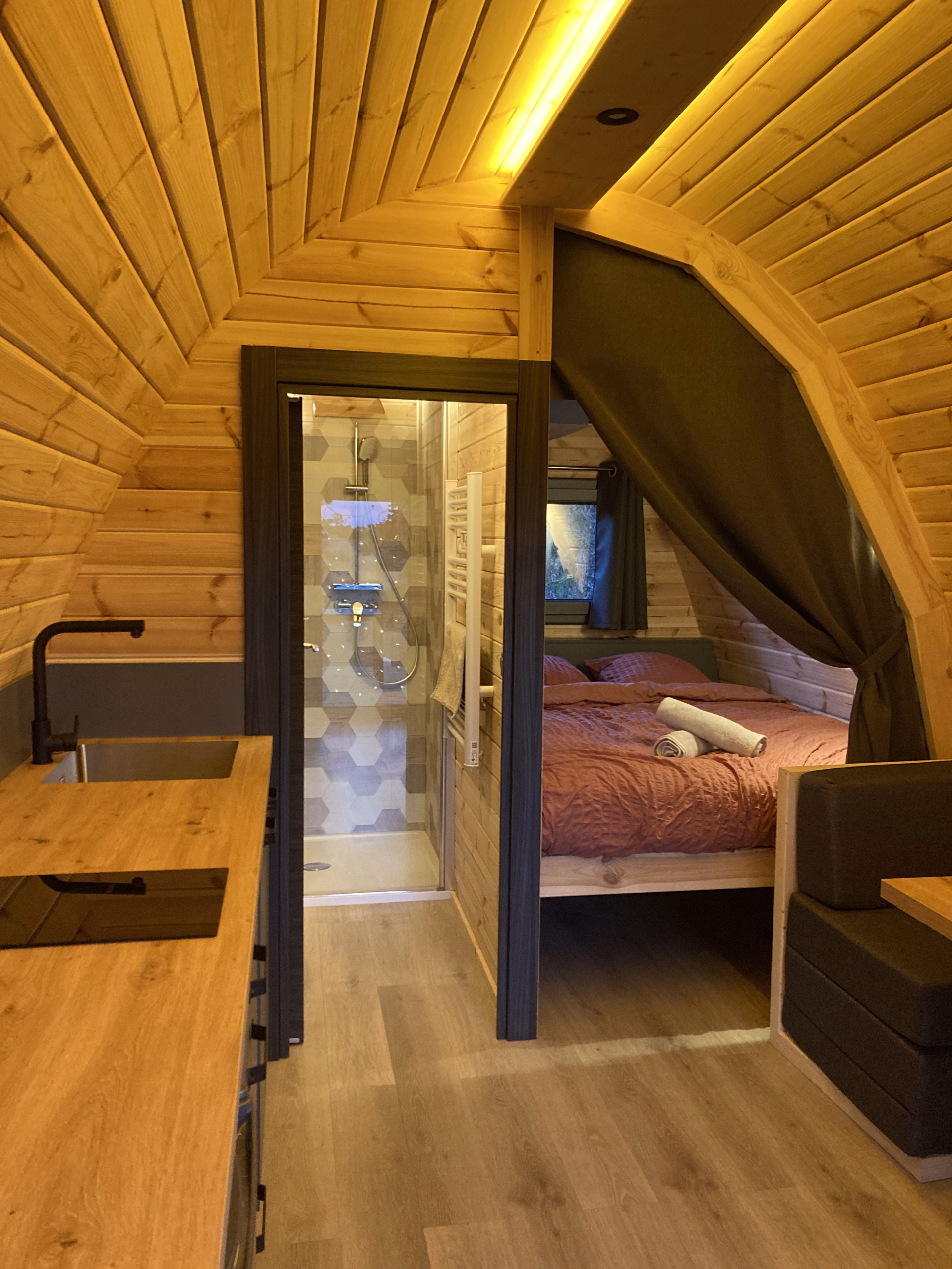 🏠 Chalet privé - Jours 1 à 2