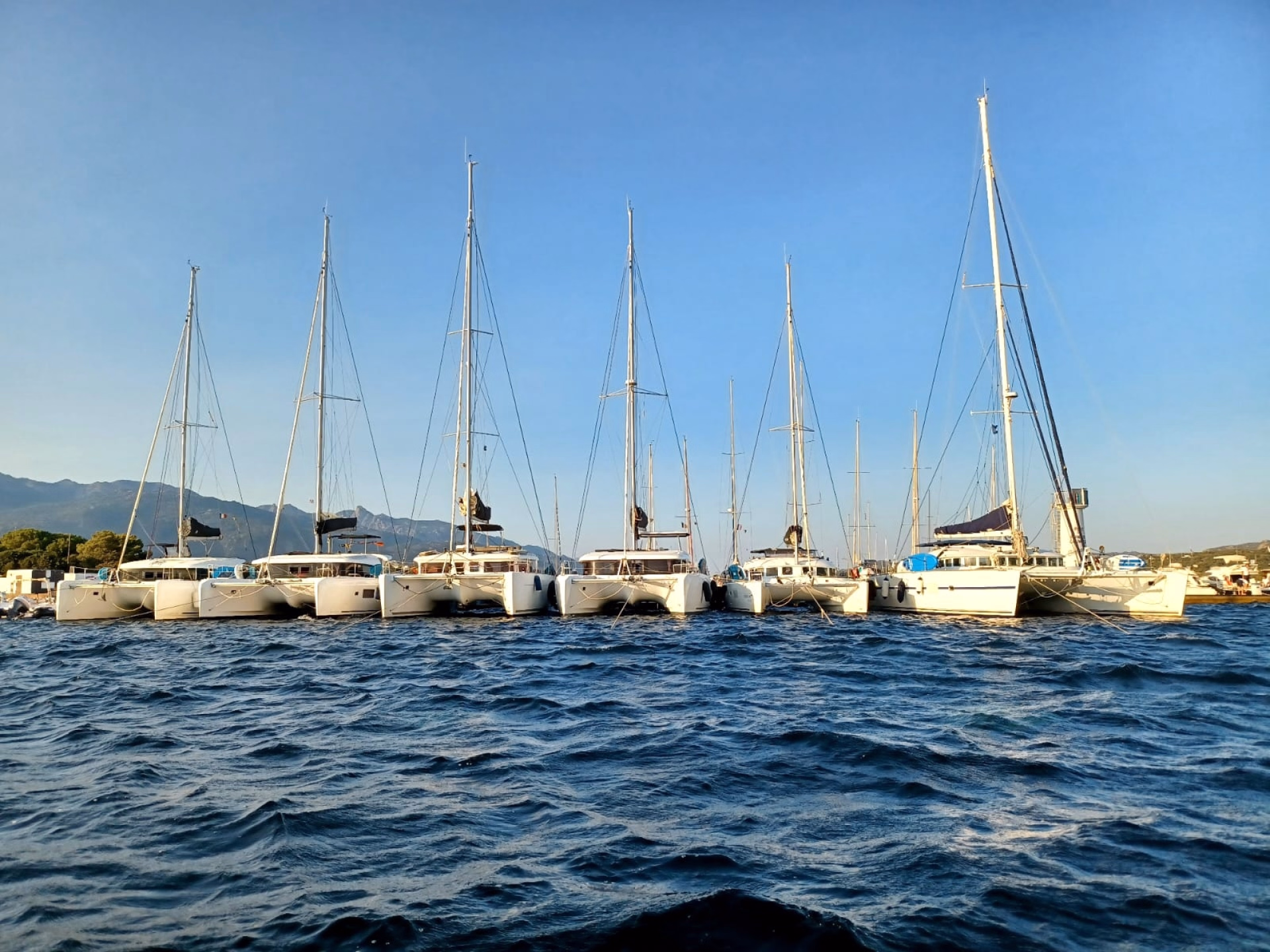 Mini-stage de voile de 4 jours en catamaran