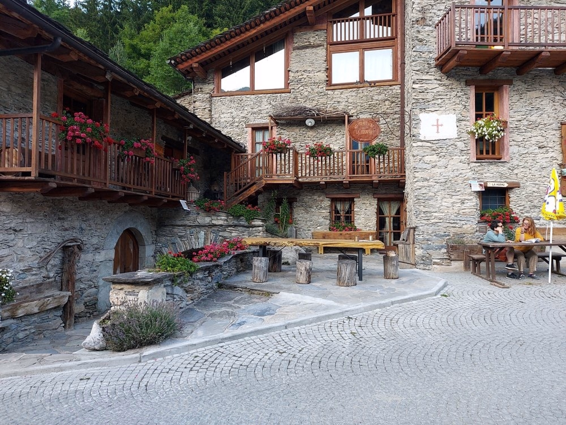 🏠 Auberge - Jours 1 à 3