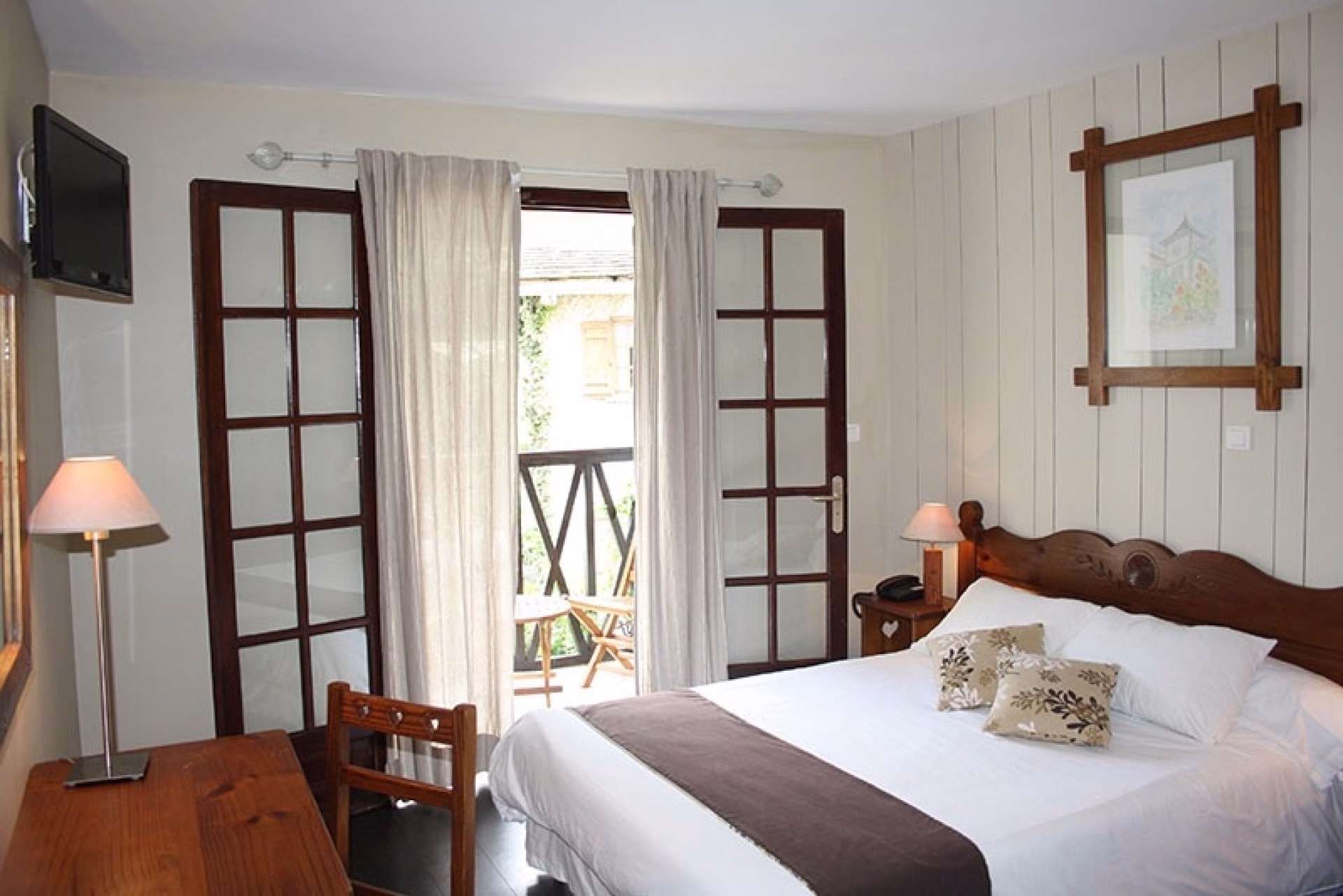 🏨 Hôtel 3* - Jours 5 à 6