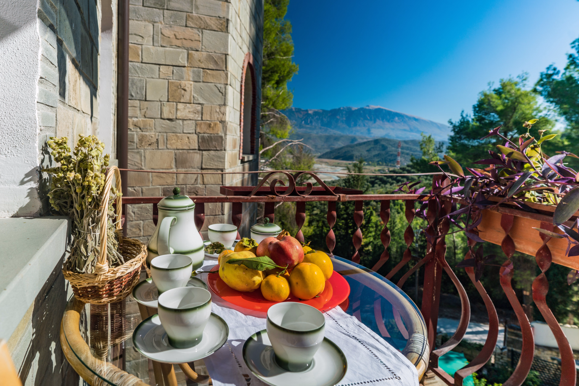 🏨 Hôtel 3* - Jour 1