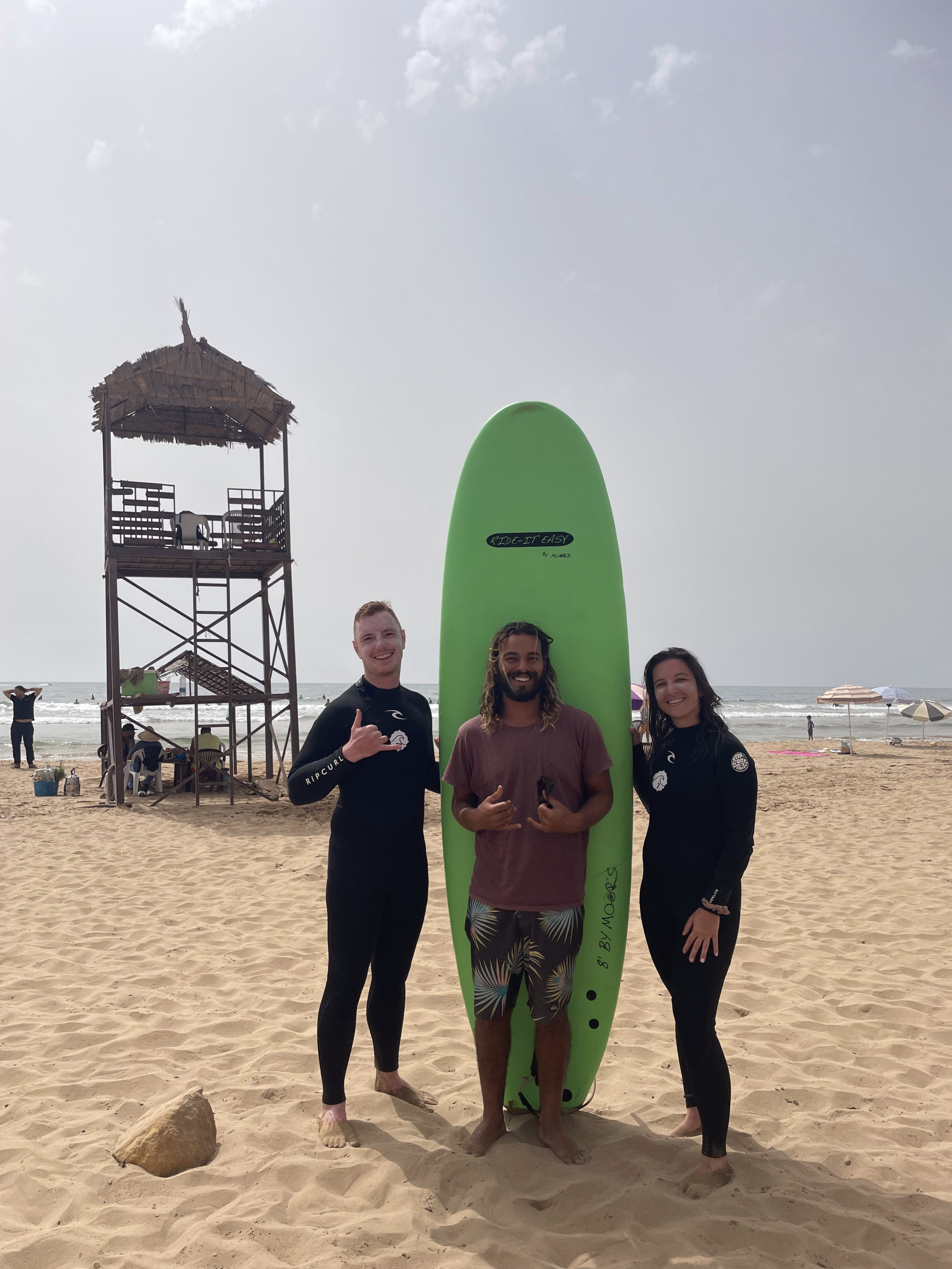 Surf à Taghazout au Maroc