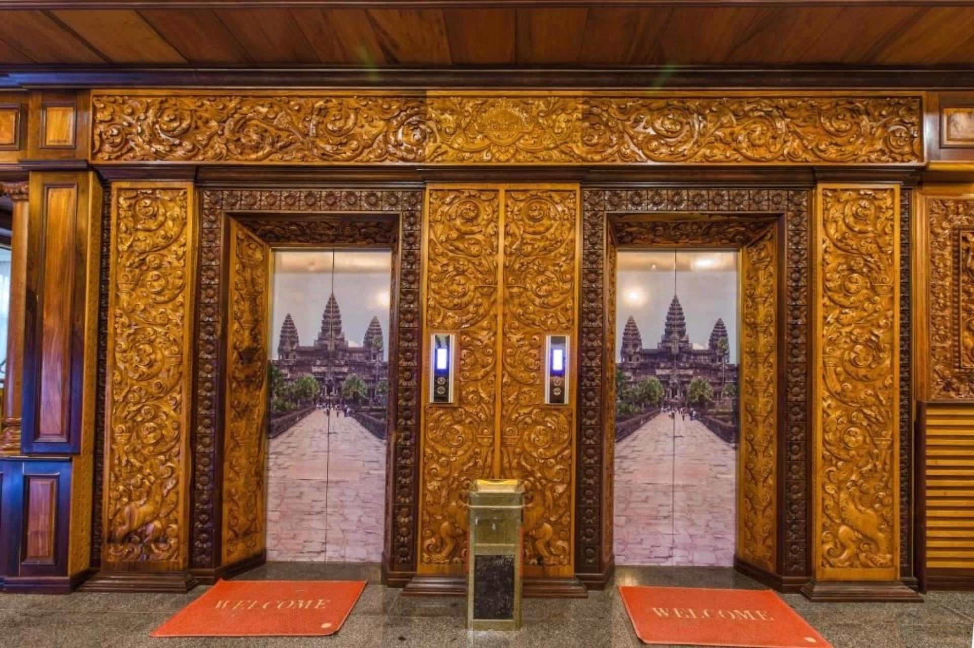 🏨 Hôtel 3* - Jours 3 à 4