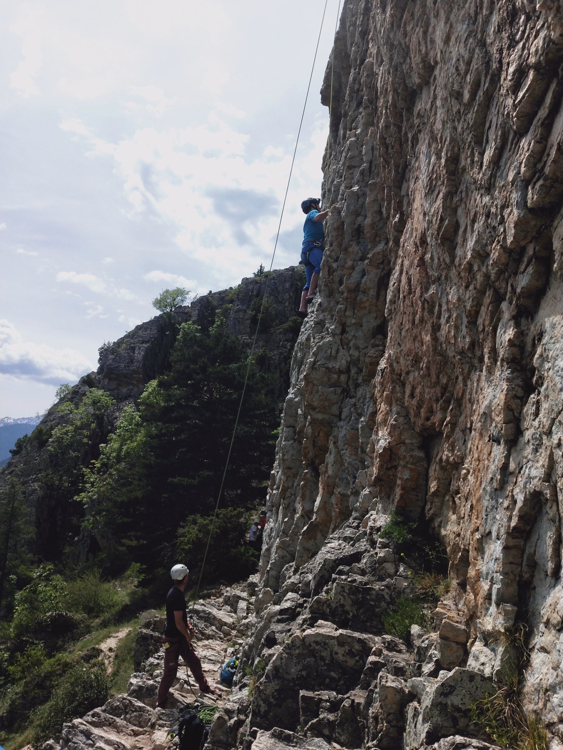 Camp de base Outdoor et multi-actvités au bord de la Durance