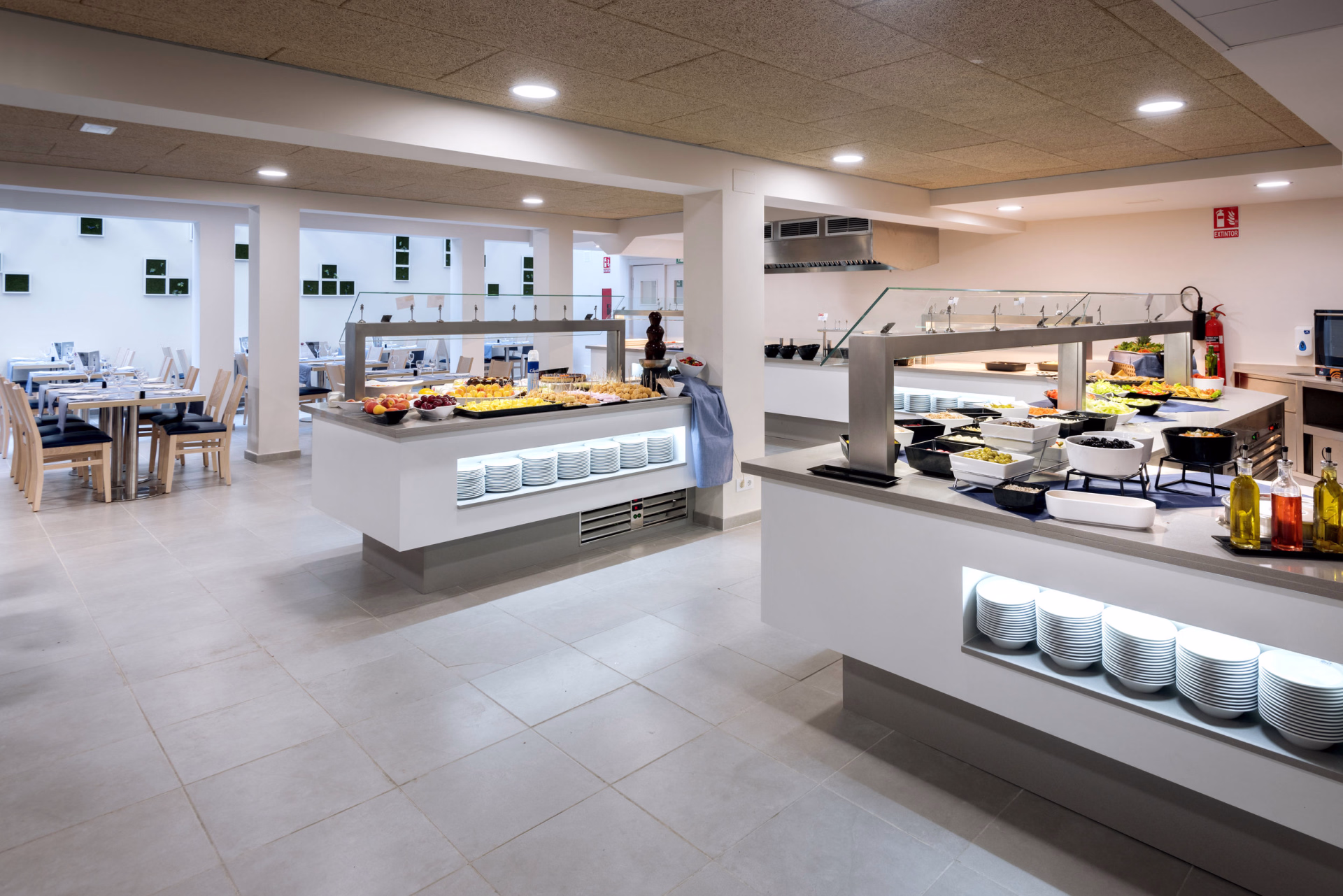 backpack.hotels.accommotation_type.hotel_4_stars