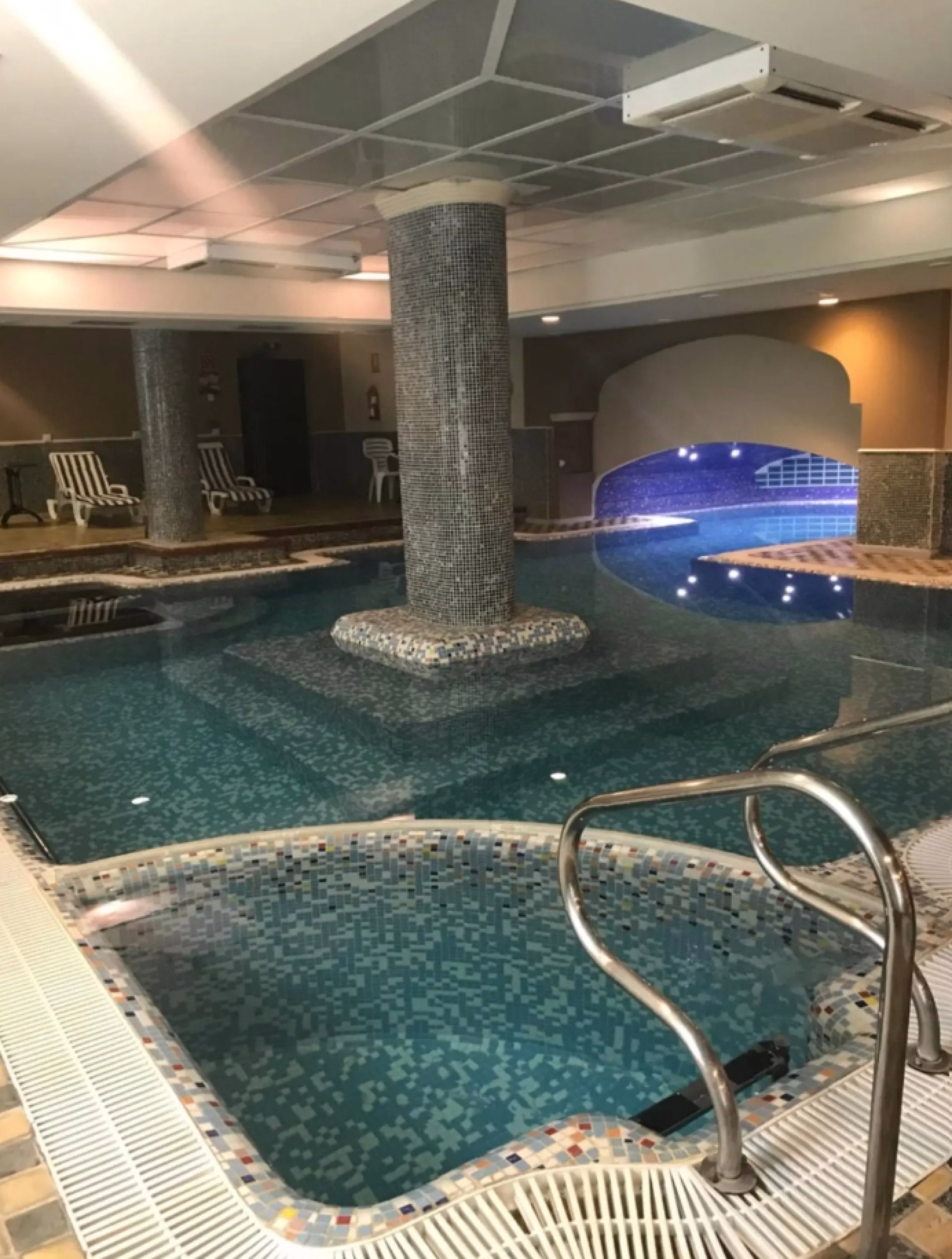 🏨 Hôtel 4* - Jours 6 à 7