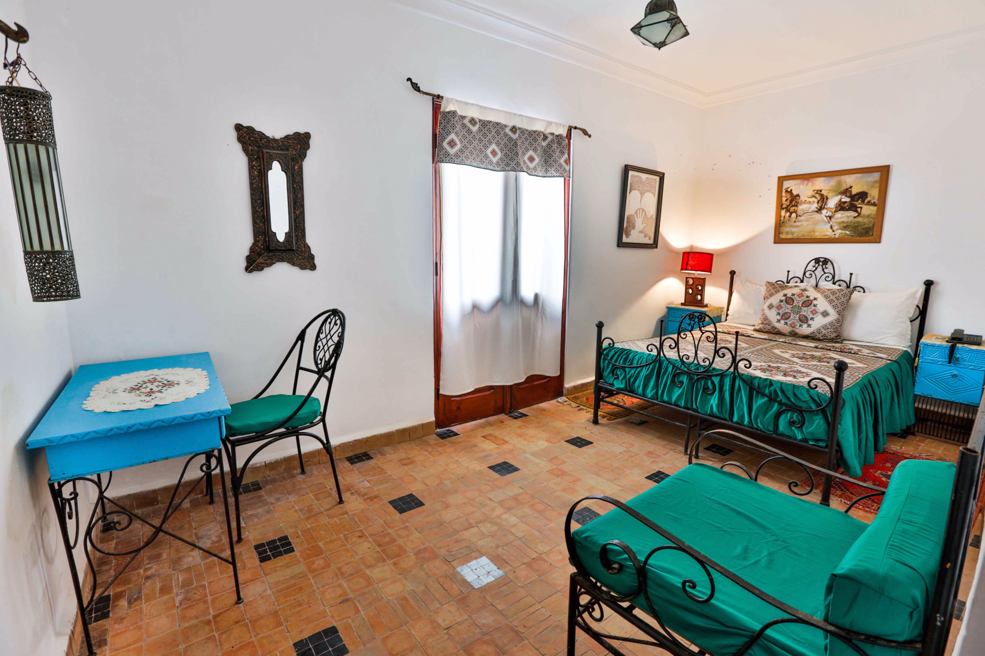 🏨 Hôtel 3* - Jours 1 à 7