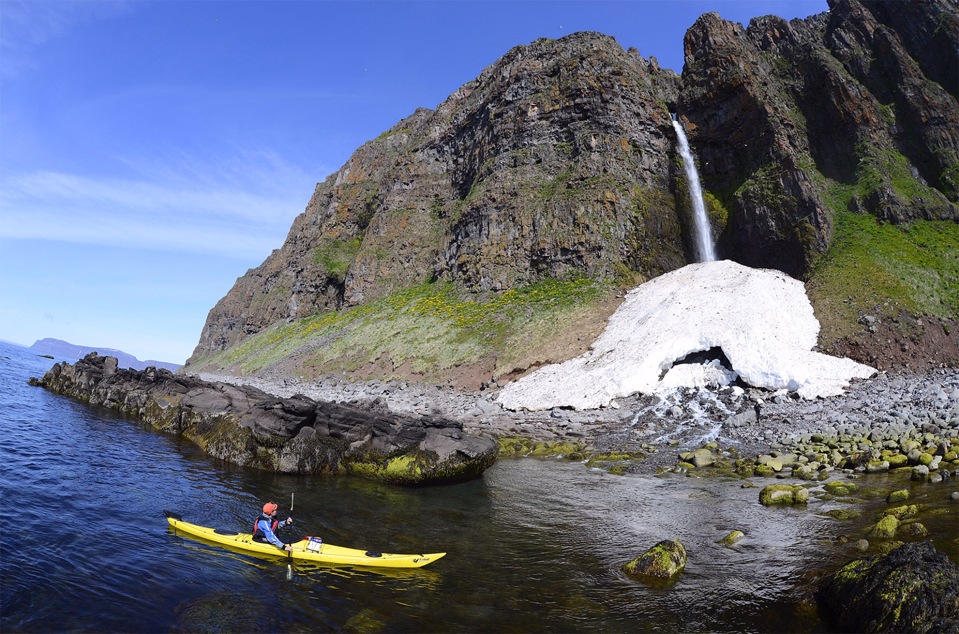 Pagayer en pleine nature en Kayak de mer à Hornstrandir