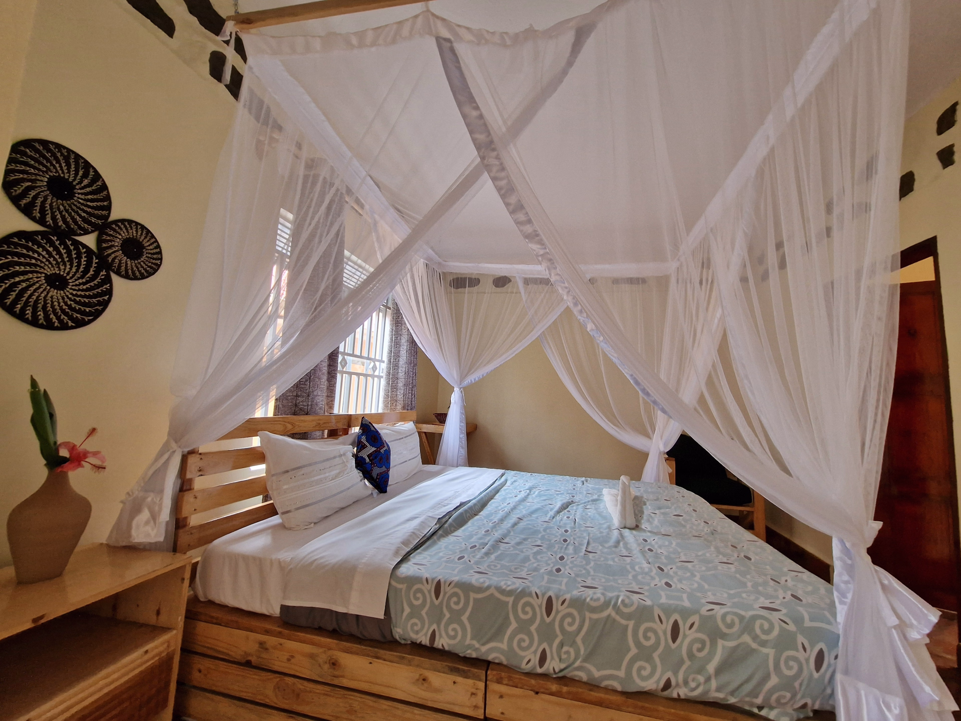 🏩 Hôtel 3* - Jours 4 à 5