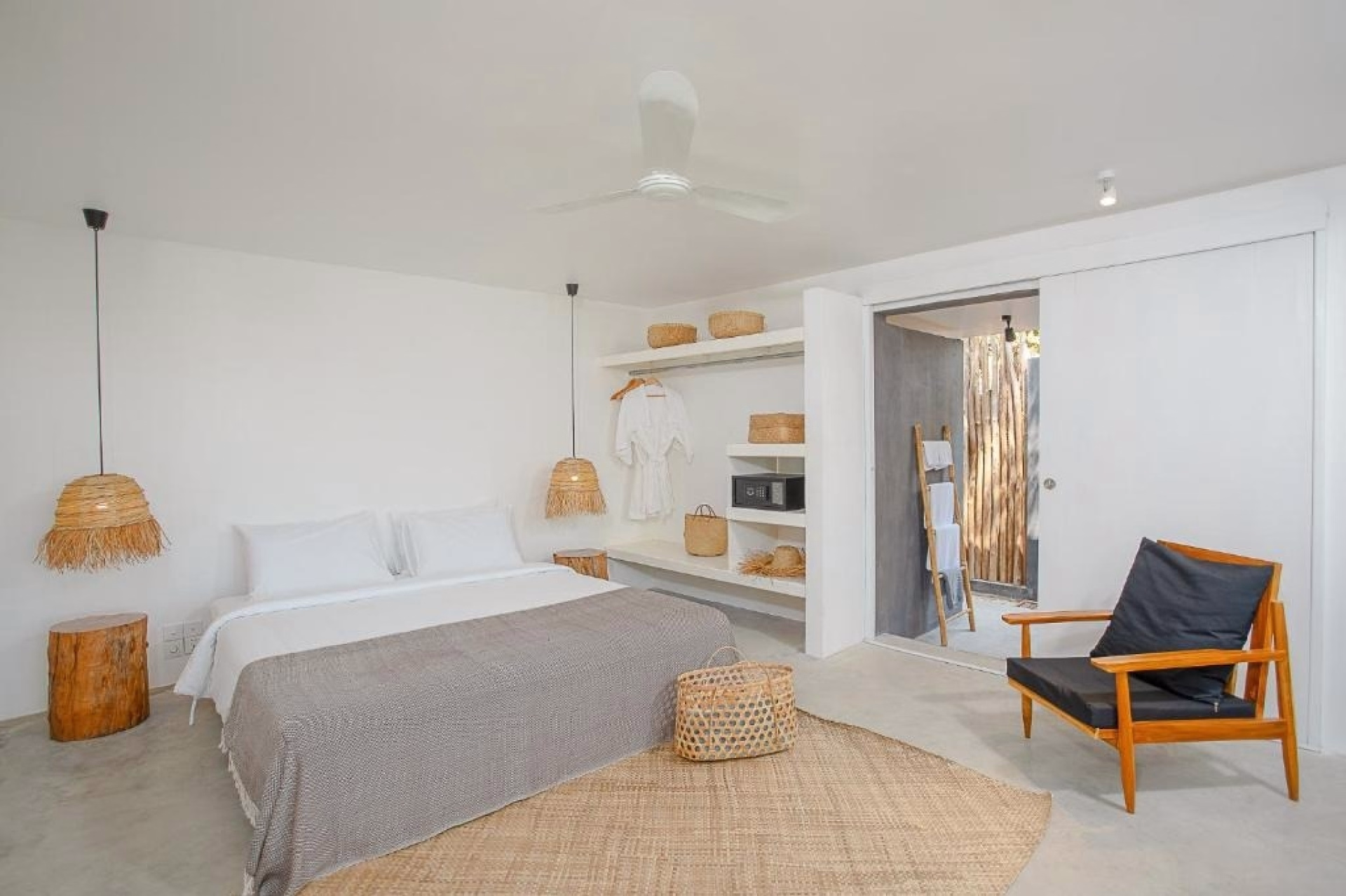 🏨 Hôtel 3* - Jours 6 à 7