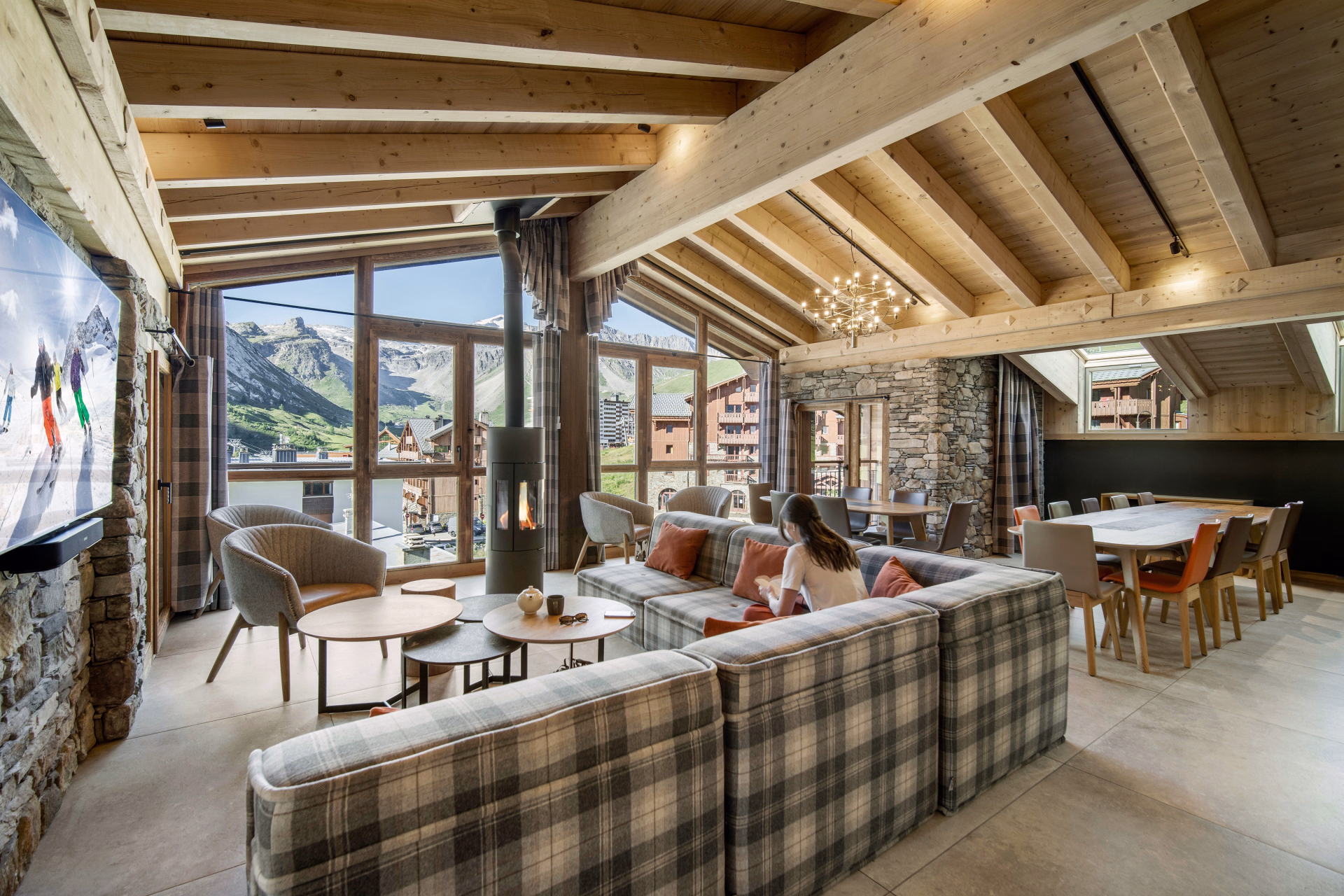 🏨 Hôtel 4* - Jours 1 à 3
