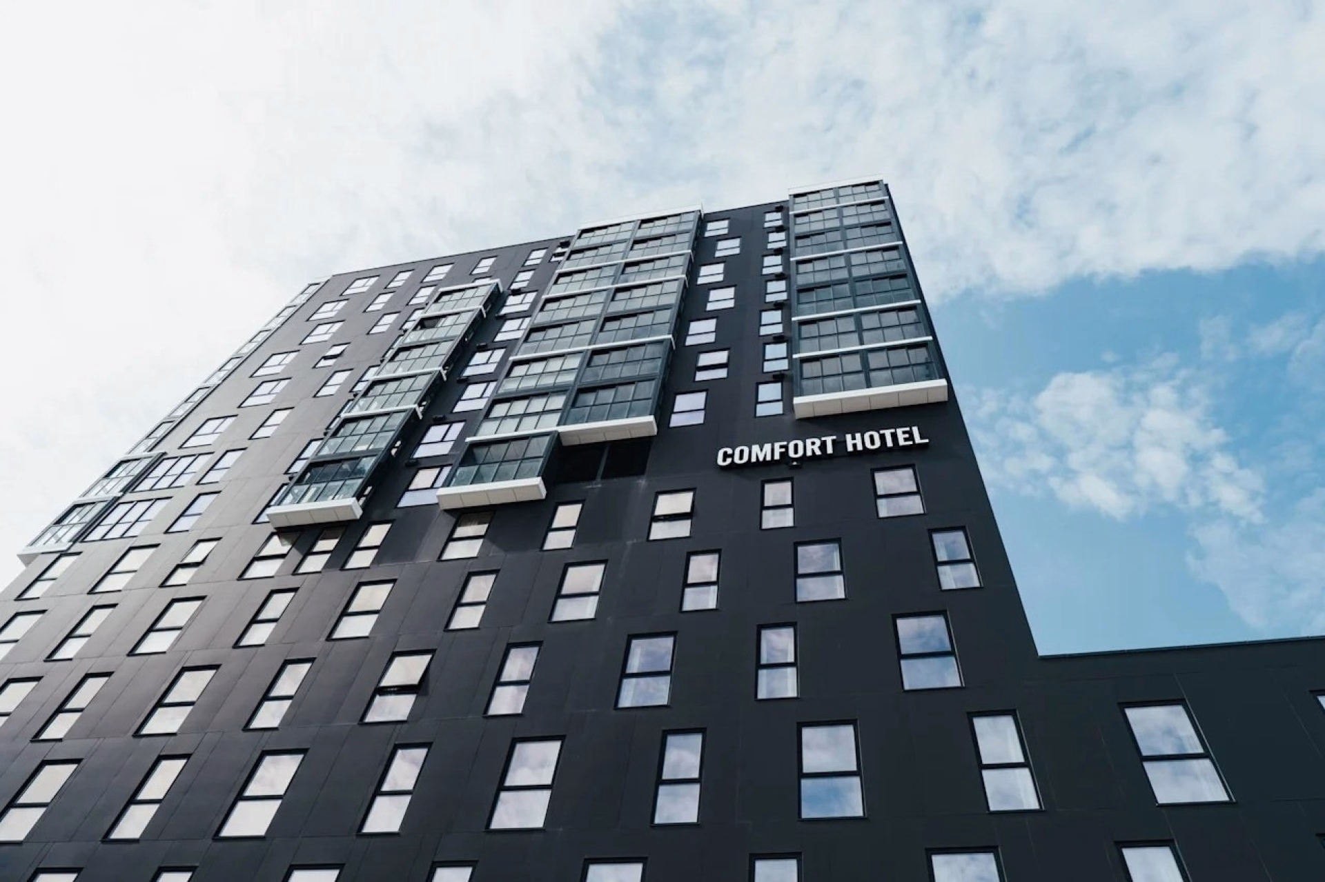 🏨 Hôtel 3* - Jours 1 à 3