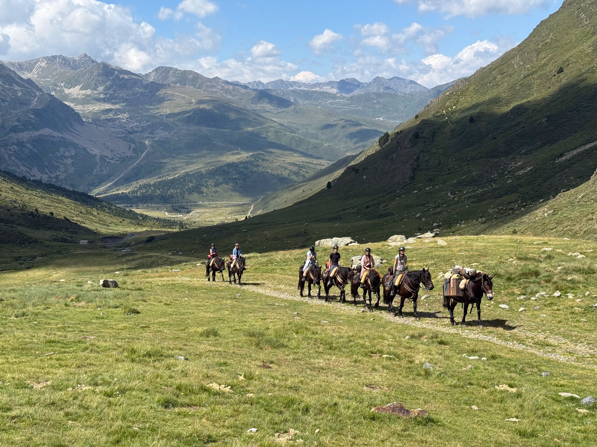 La randonnée à cheval des lacs de montagne