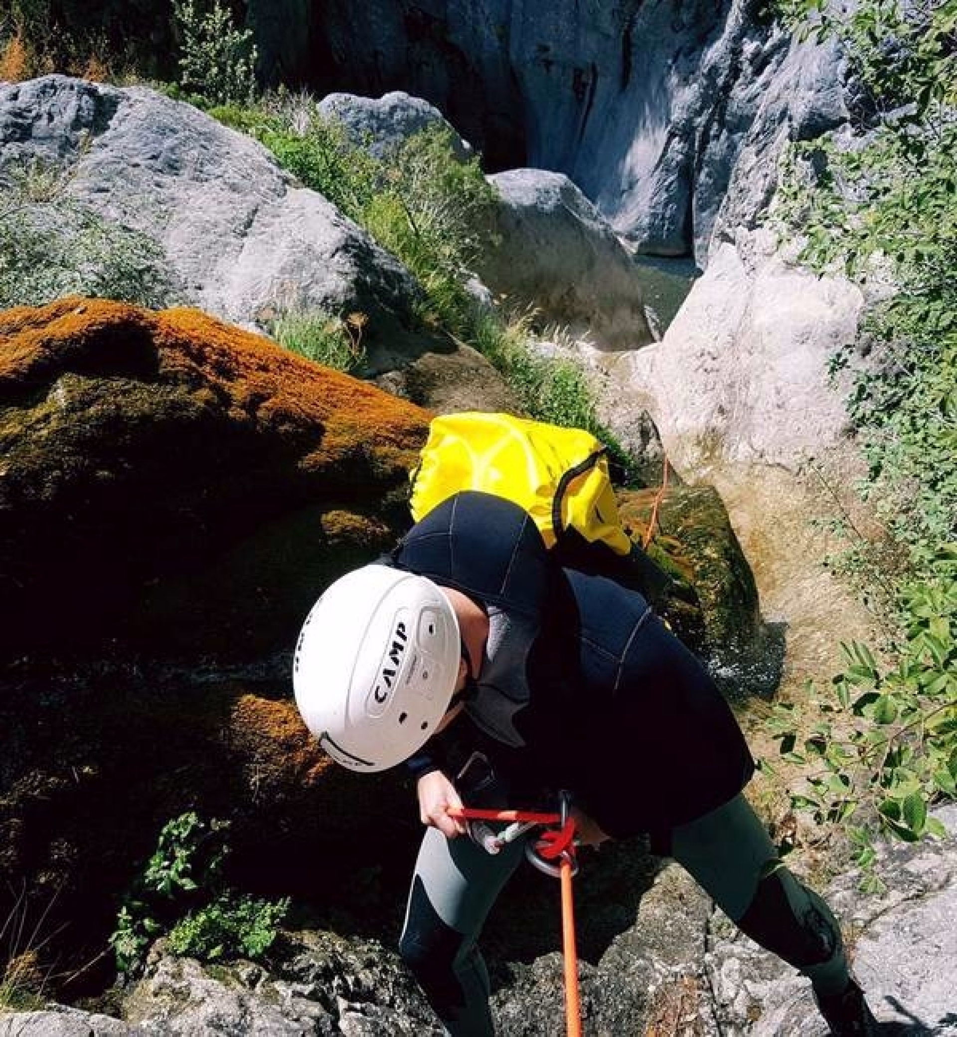 Canyoning engagé dans le canyon de la Bendola en Italie
