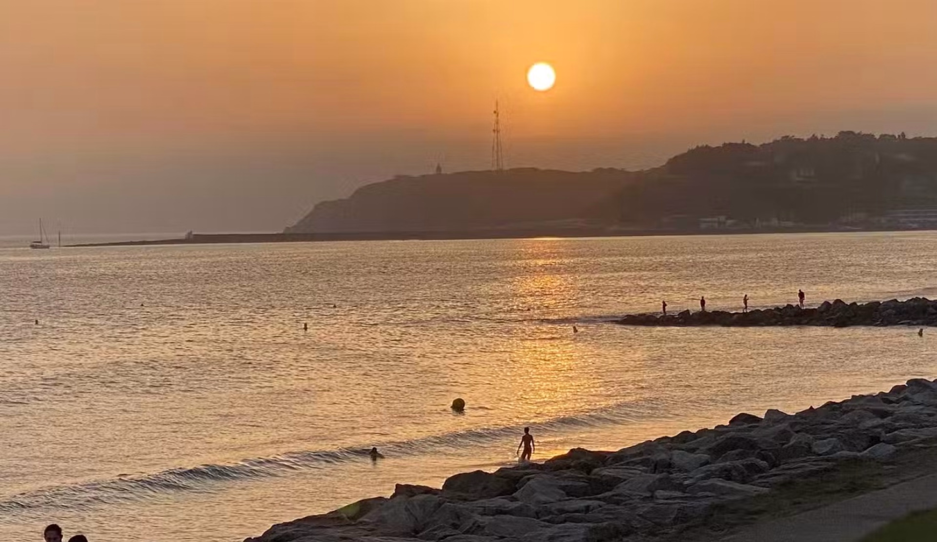 Retraite yoga et surf sur les plages de Normandie