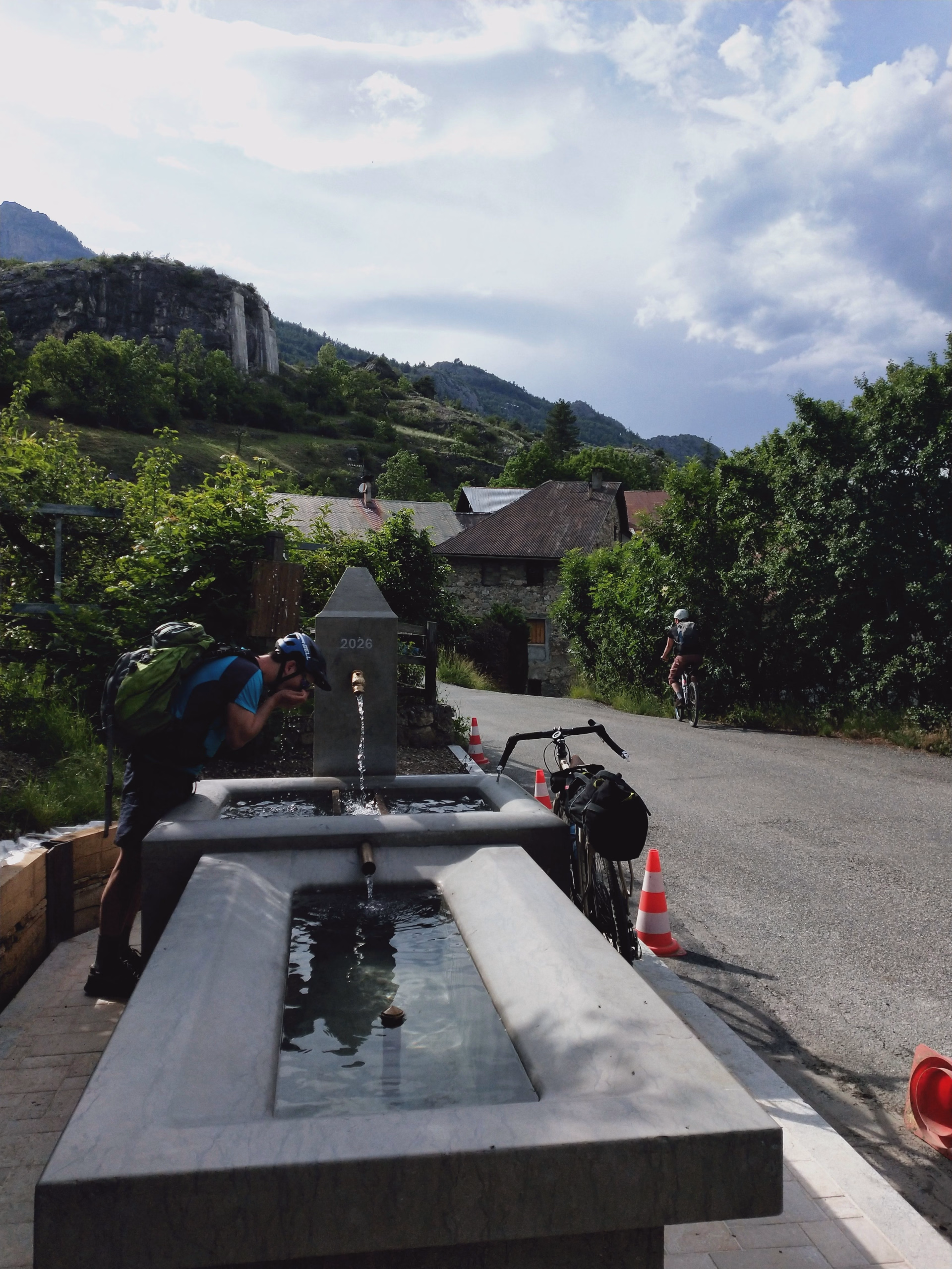 Camp de base Outdoor et multi-actvités au bord de la Durance