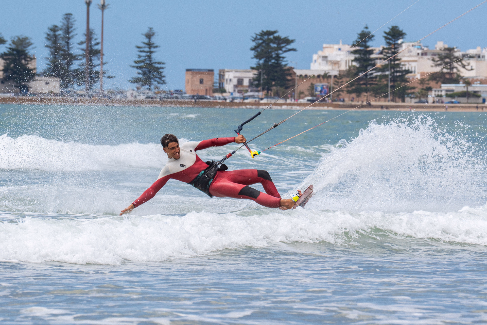 Découvrez le kitesurf à Essaouira – 7 jours au cœur du vent marocain