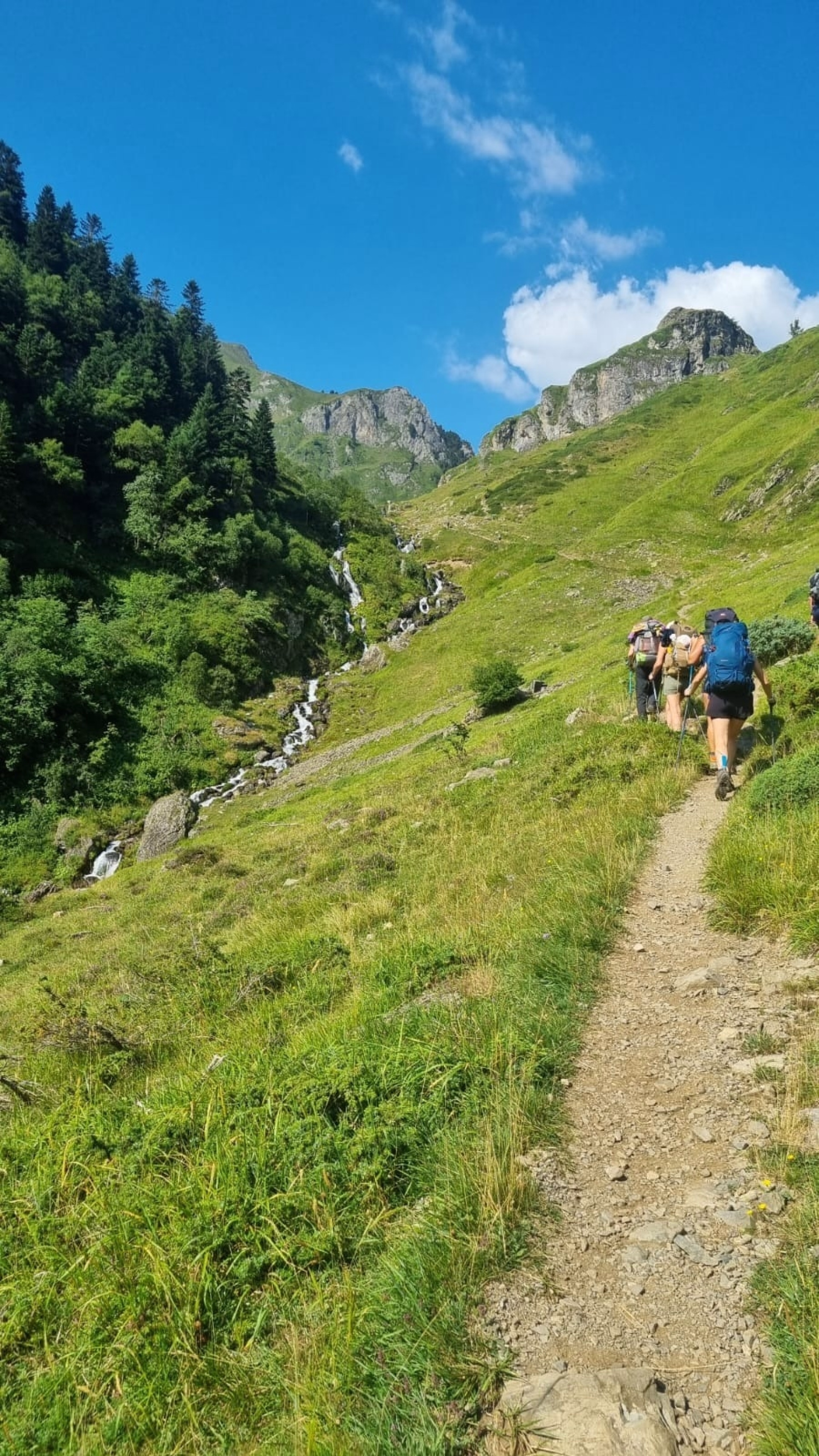 Le Néouvielle autrement en randonnée