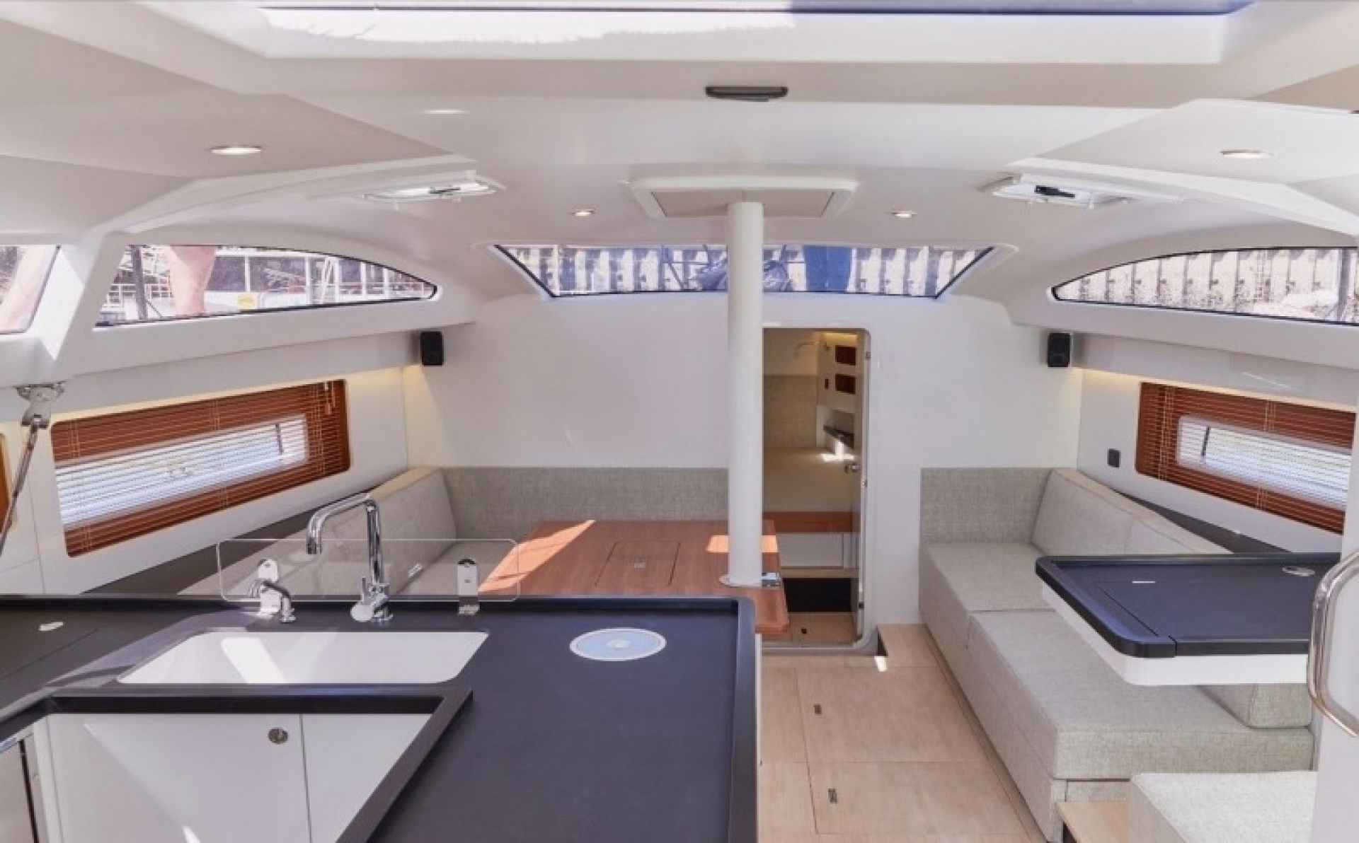 🚢 Bateau de croisière à voile