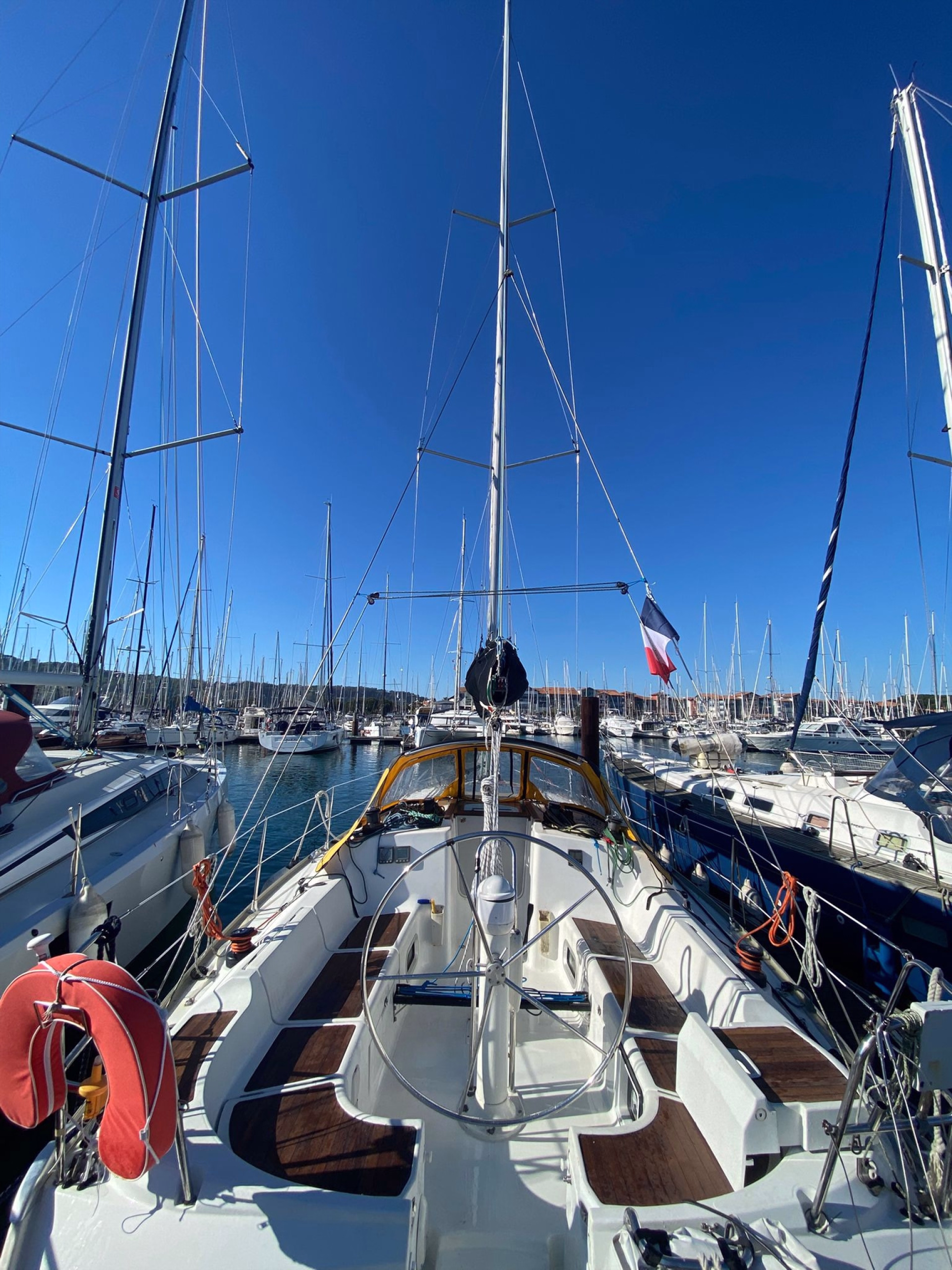 🚢 Bateau de croisière à voile
