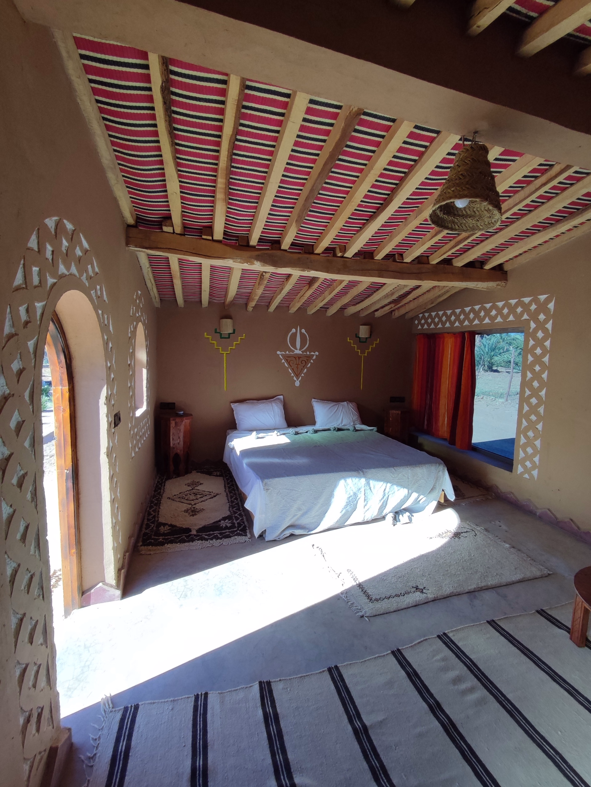 🏠 Auberge - Jour 1