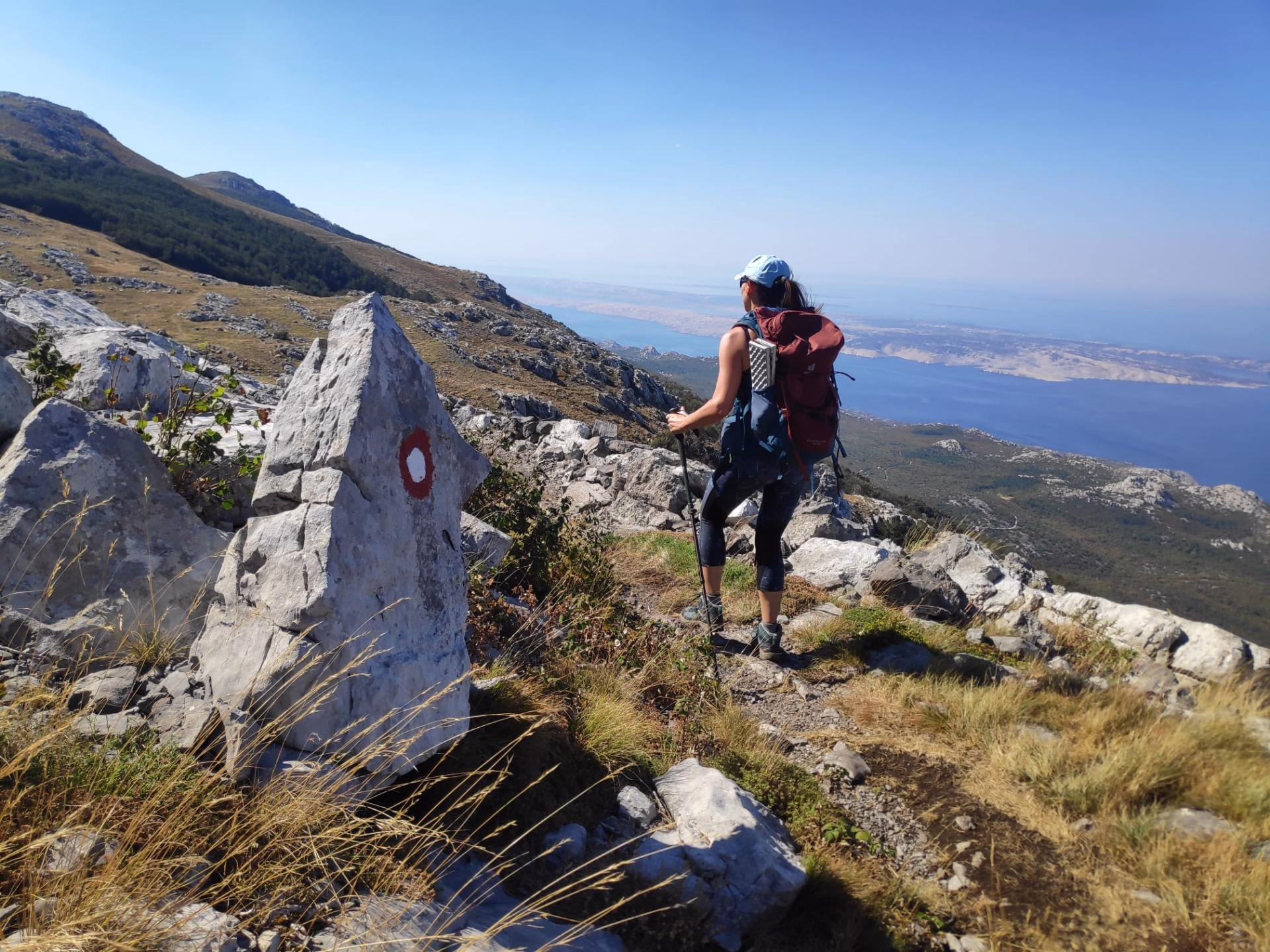 Aventure de randonnée en autonomie de refuge en refuge en Croatie