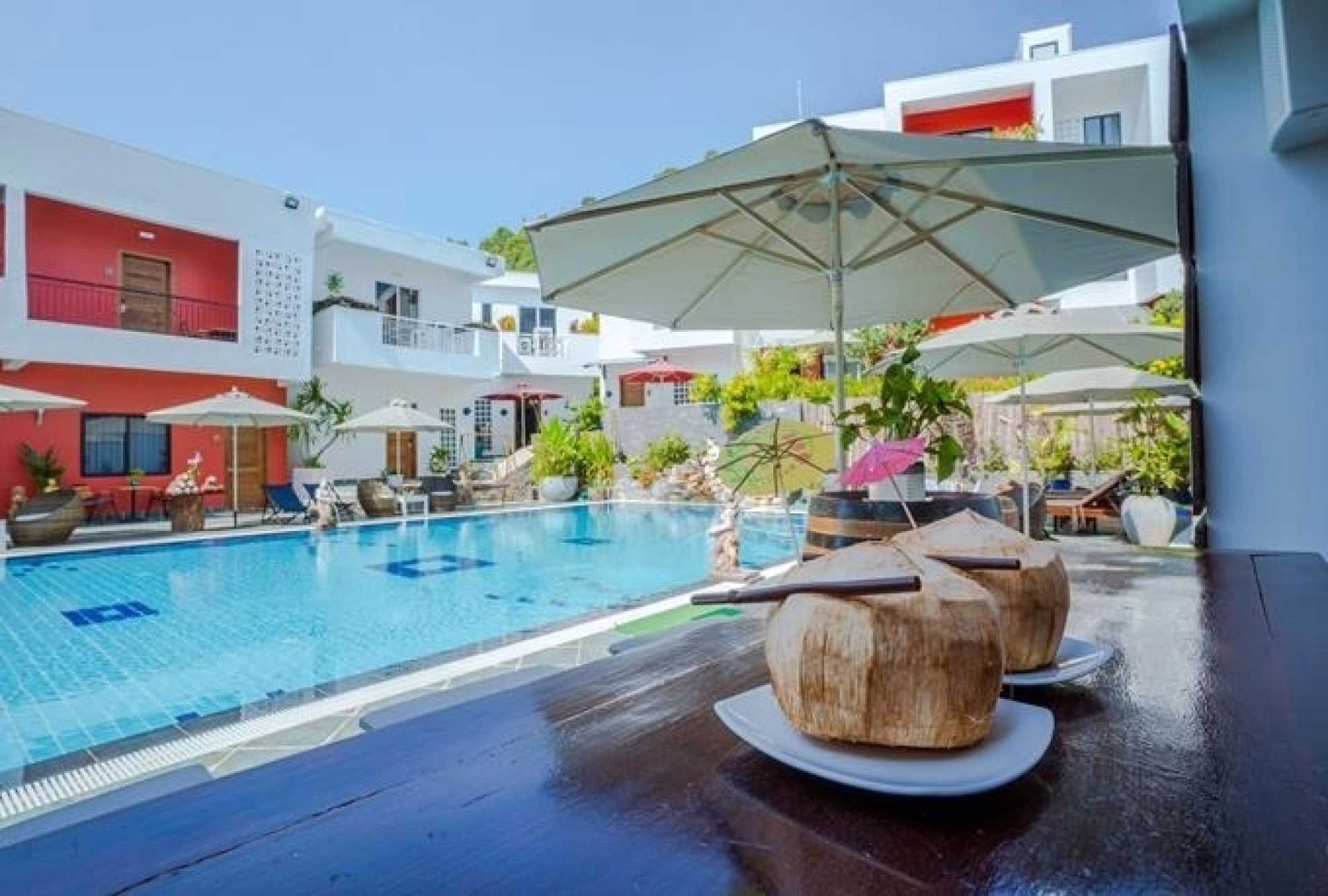 🏨 Hôtel 3* - Jours 1 à 5