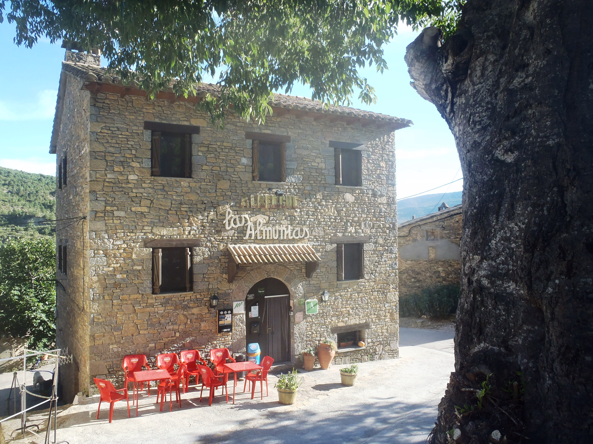 🏠 Auberge - Jours 1 à 4