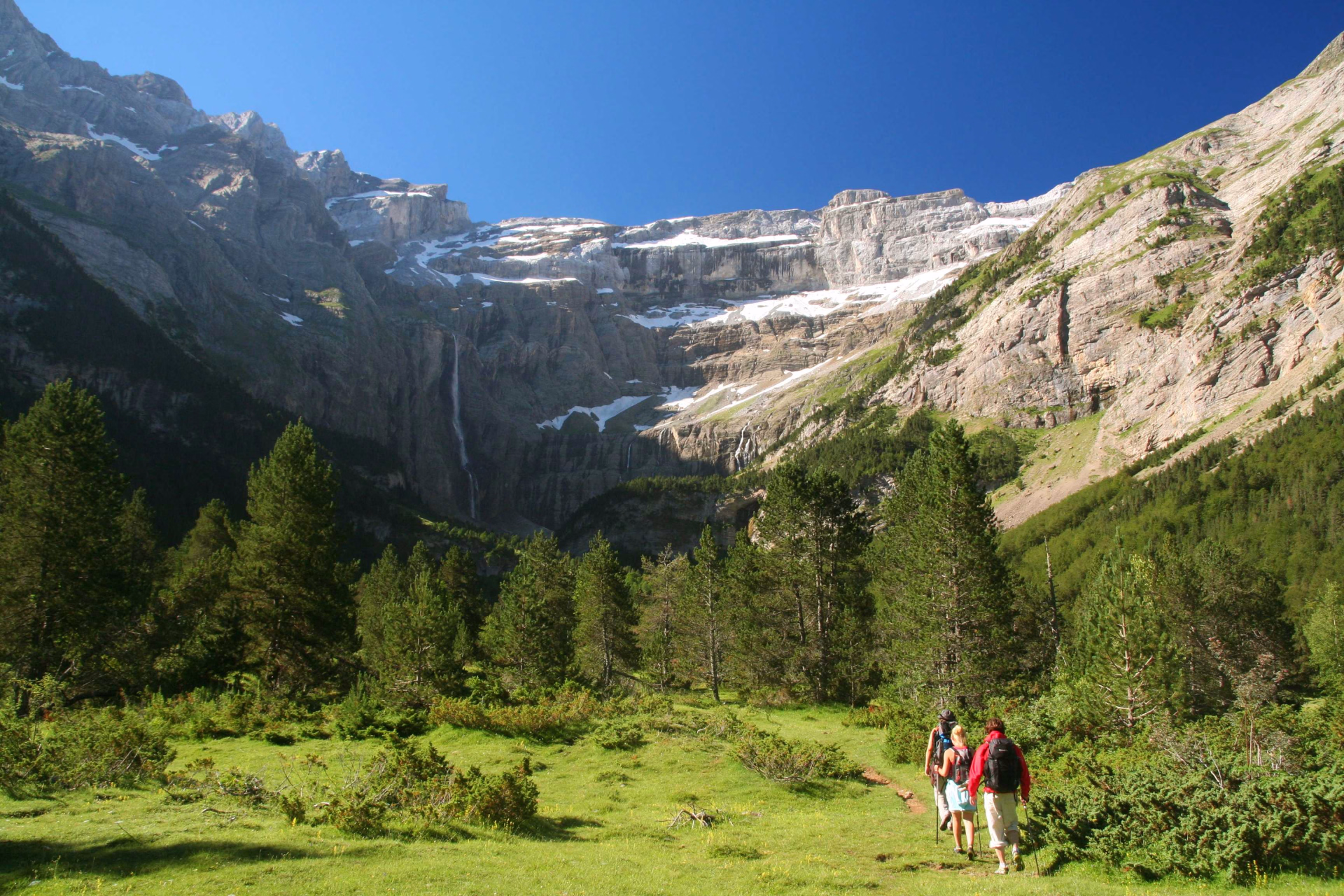 Découvrez nos séjours dans les Hautes-Pyrénées pour vos prochaines vacances