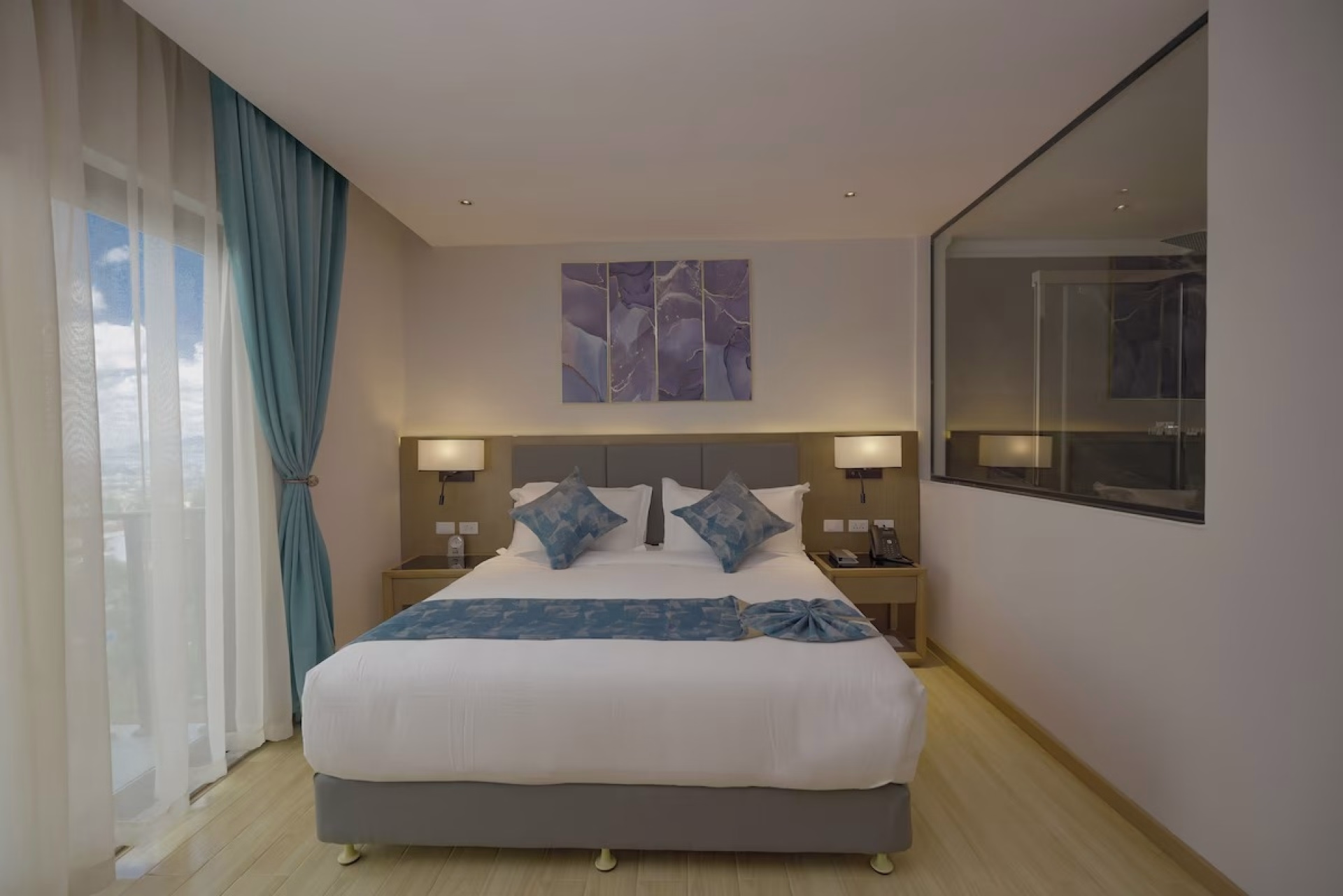🏨 Hôtel 3* - Jour 1