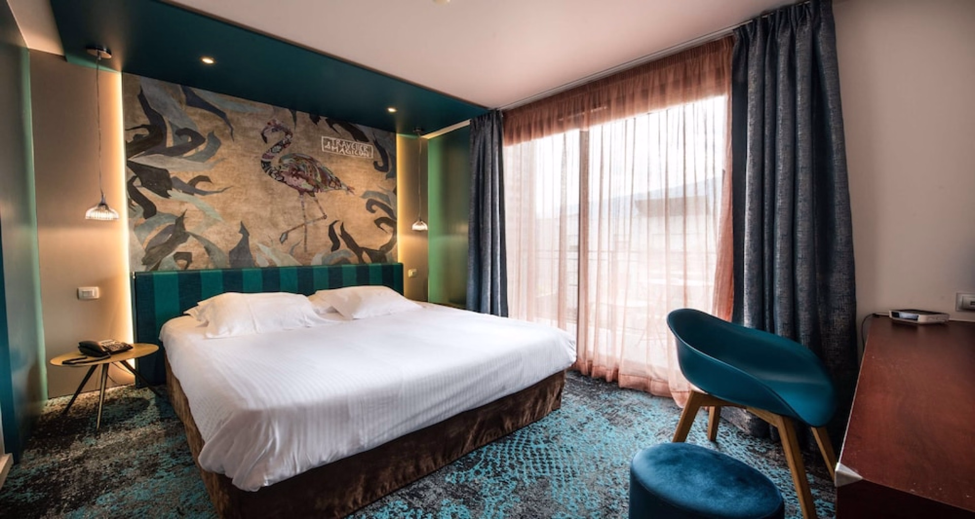 backpack.hotels.accommodation_type.hotel_3_stars