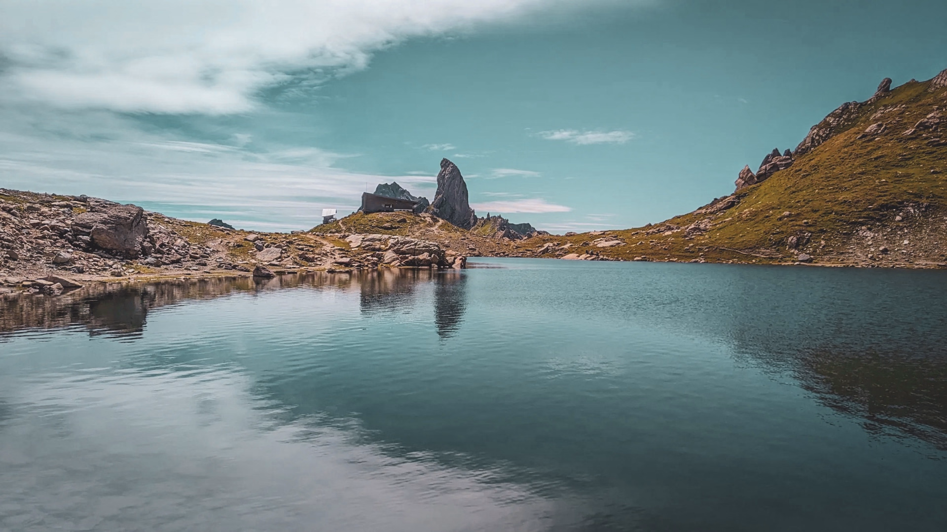 Grande traversée du Beaufortain : entre cols, lacs et refuges